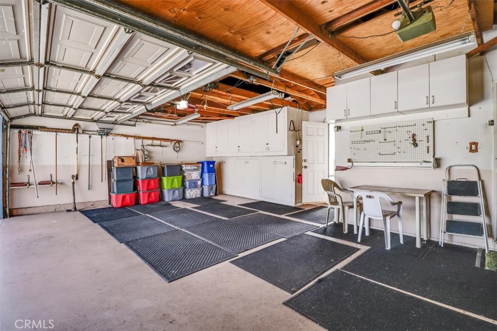 121 Glengrove Avenue