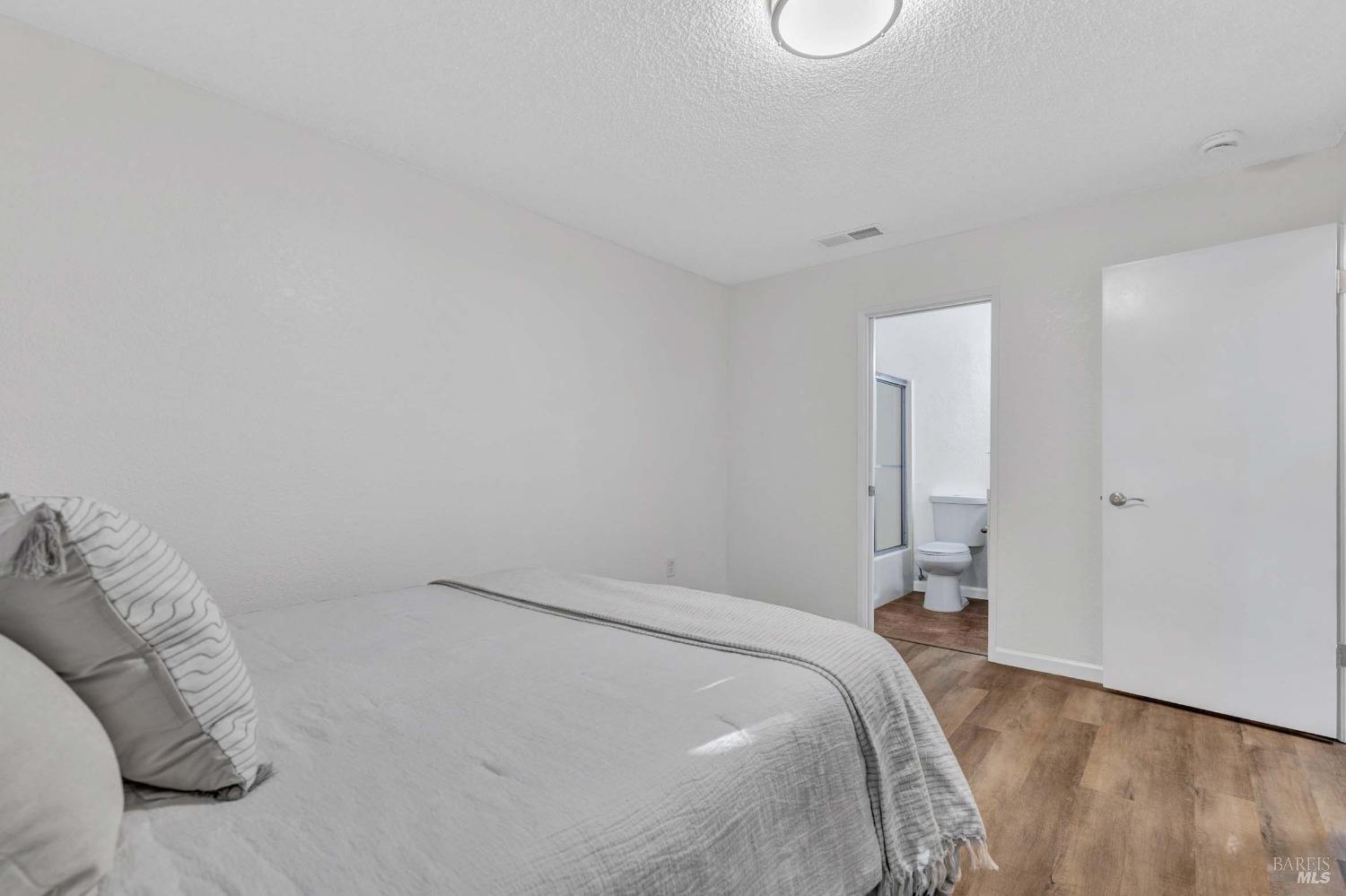 225 Pennsylvania Ave #C5