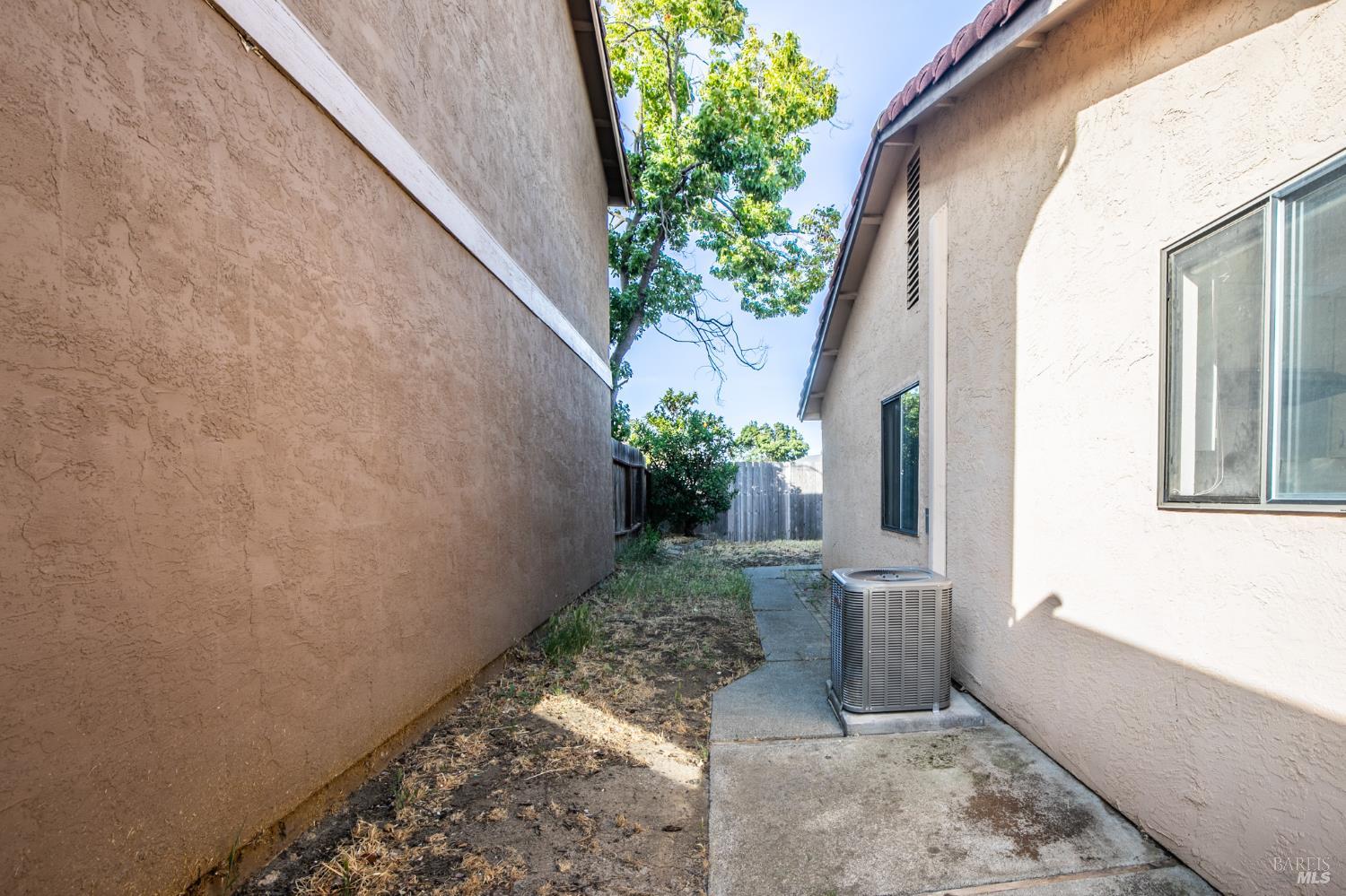 2728 Almondwood Way