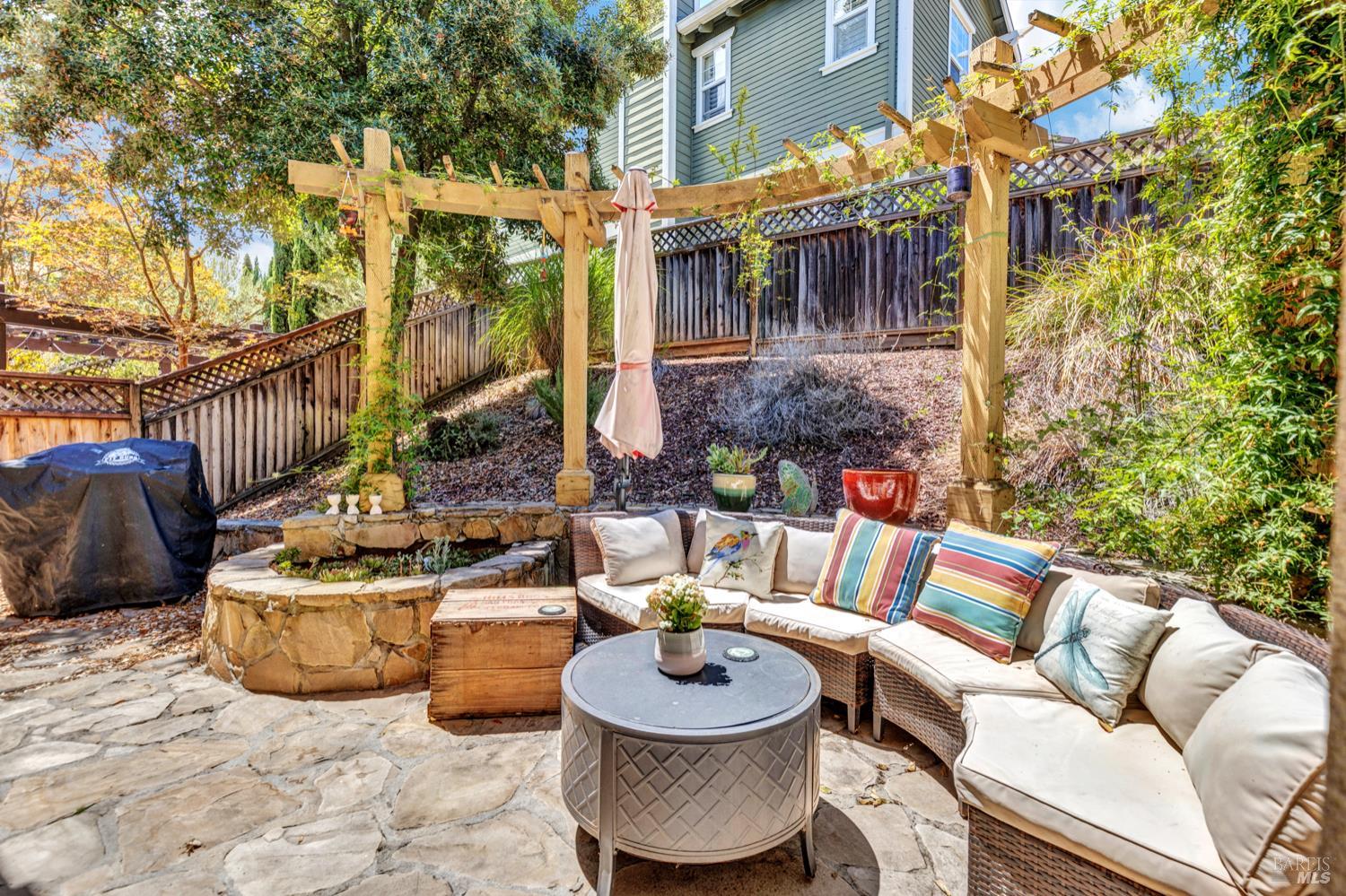 8004 Carlisle Way
