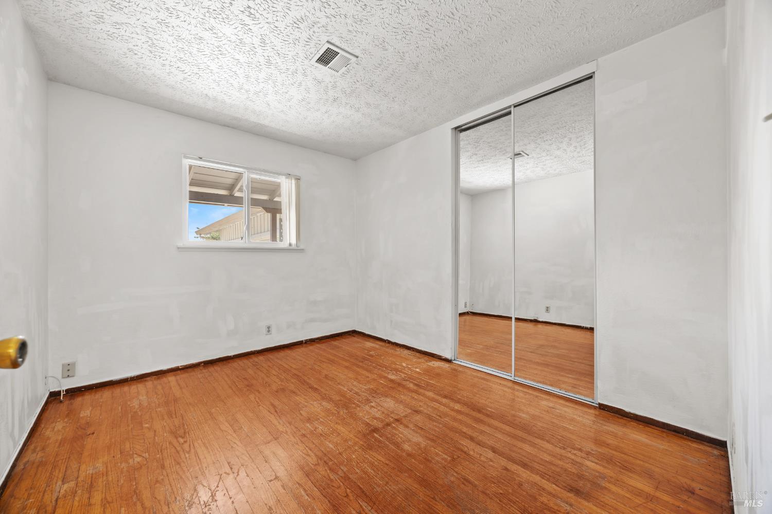 456 Pomona Ave