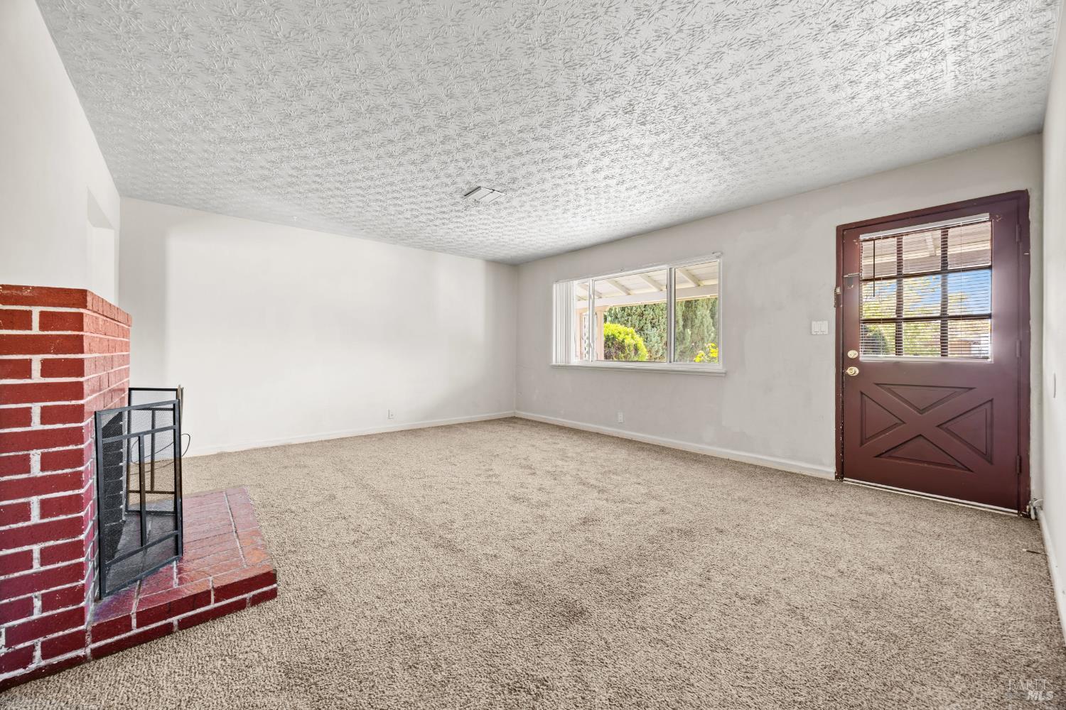 456 Pomona Ave