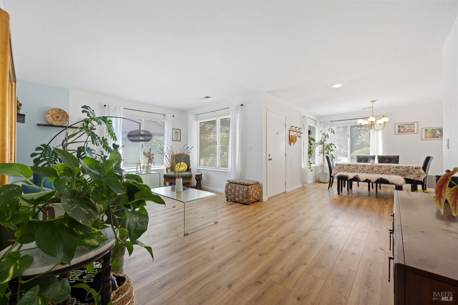 310 Sunrise Way