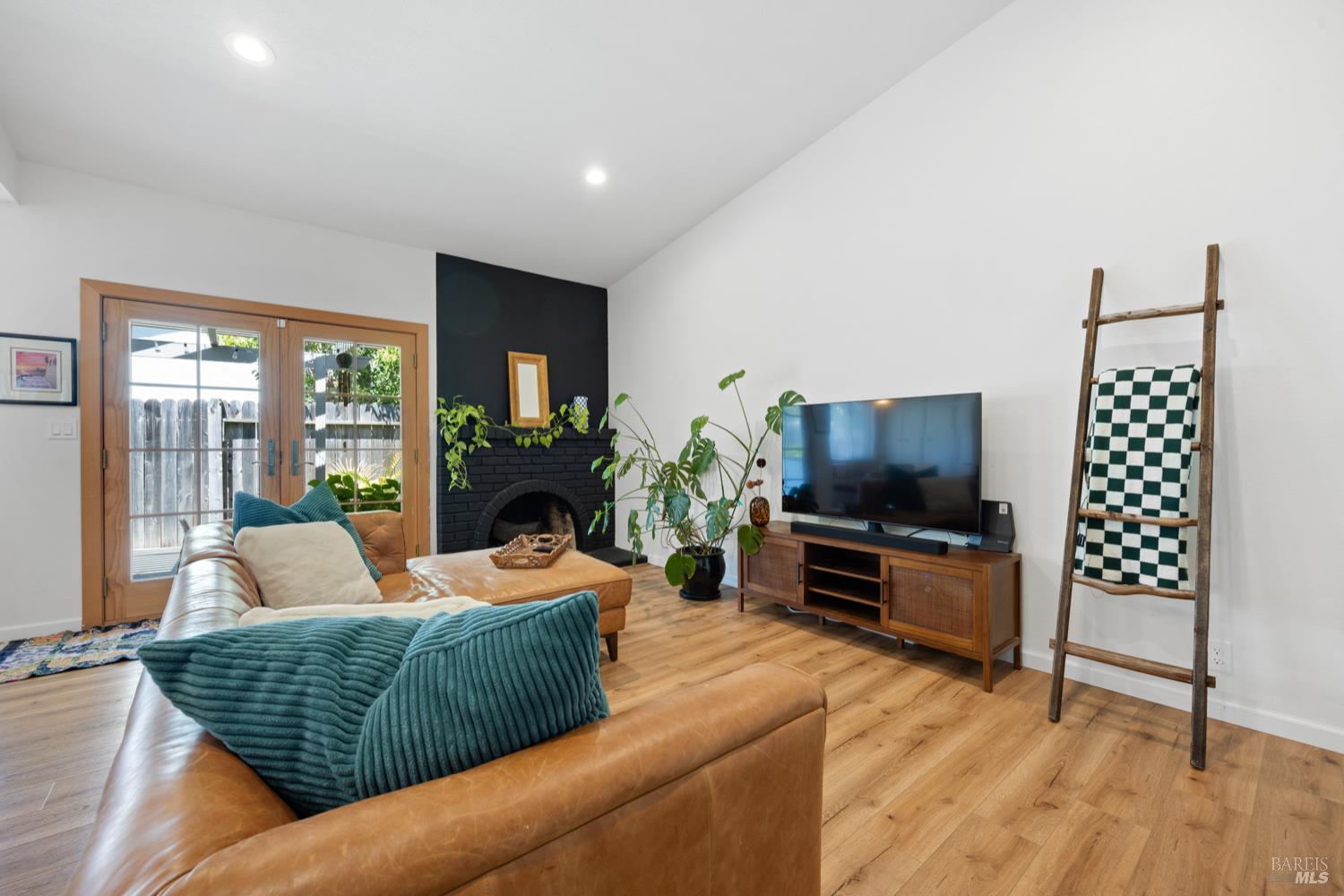 310 Sunrise Way
