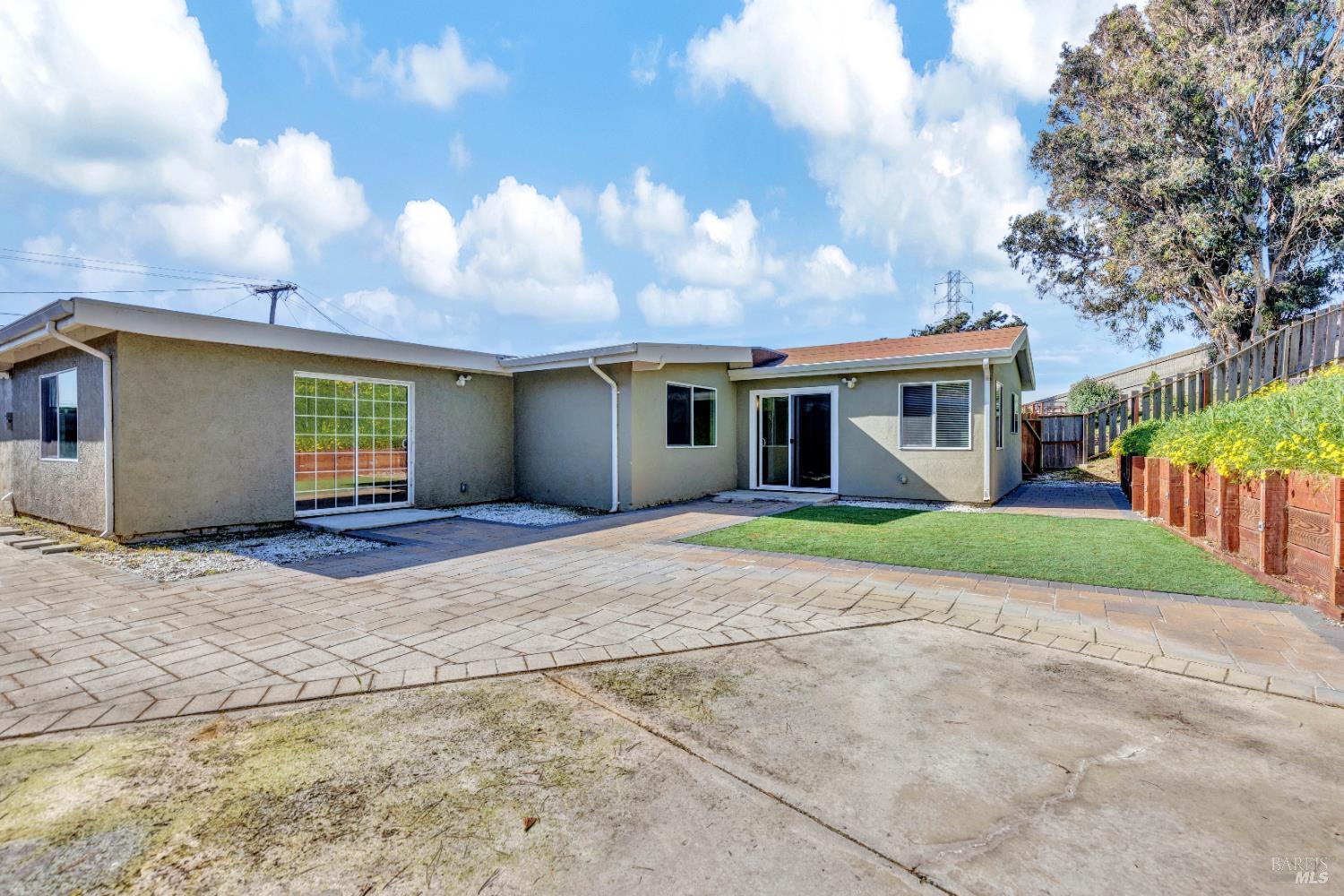 1841 Manzanilla Drive