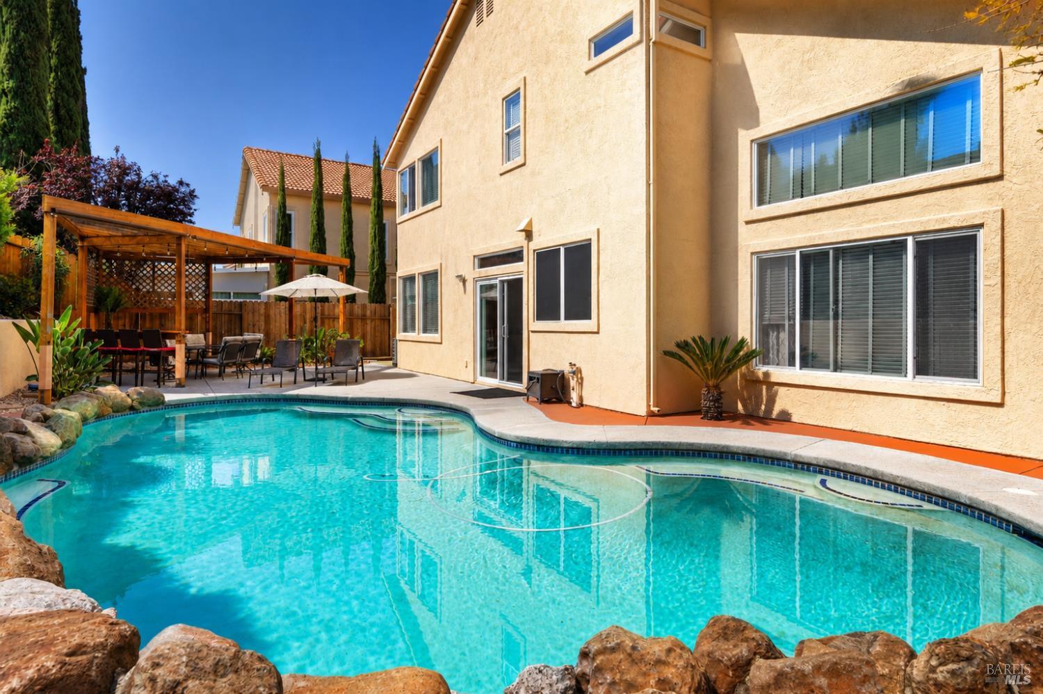 976 Cashel Circle