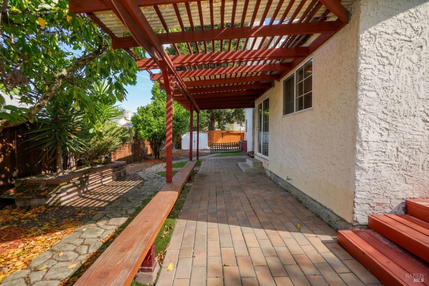 75 Parkview Court