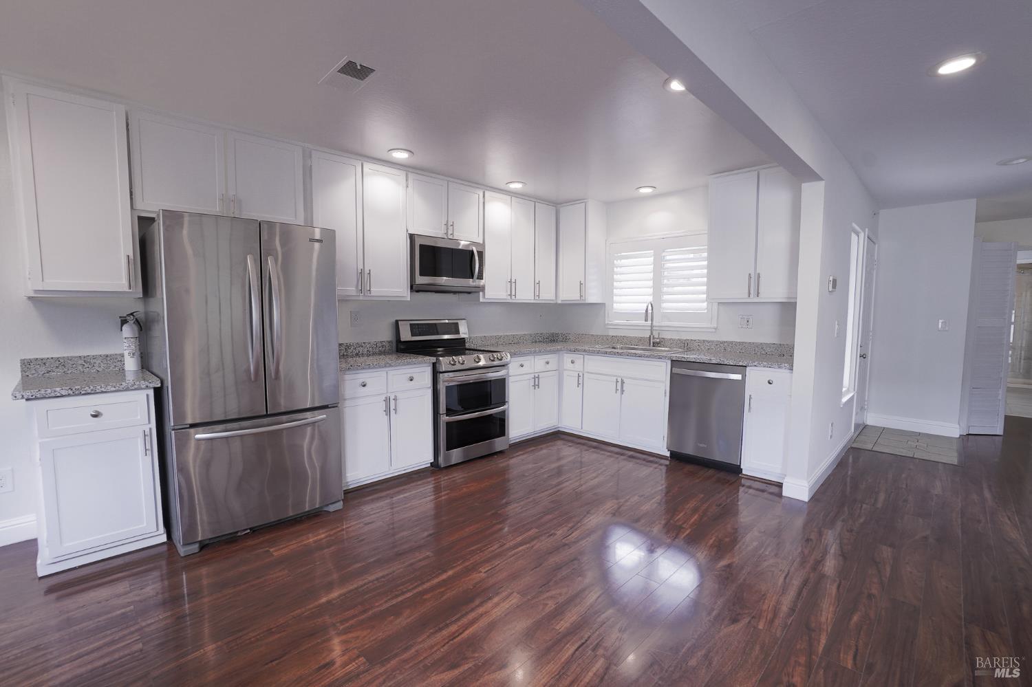 243 Whalebone Court