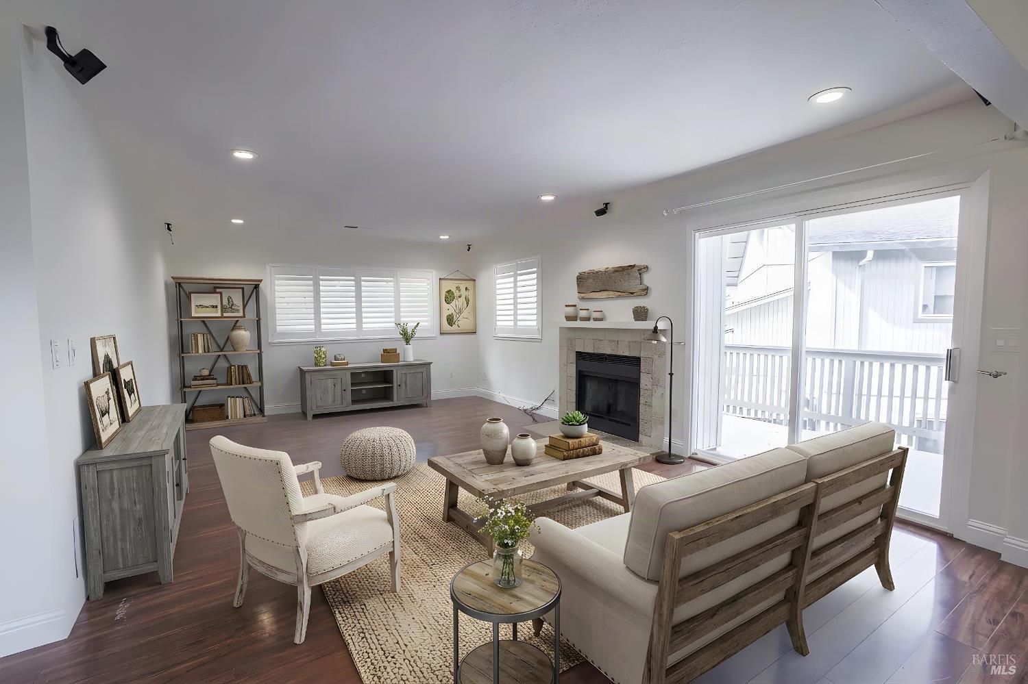 243 Whalebone Court