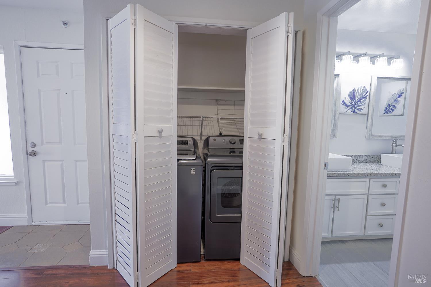 243 Whalebone Court
