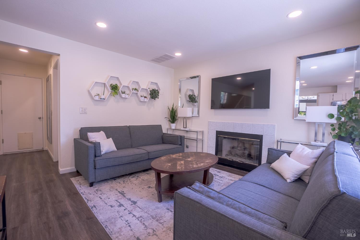 427 Merlot Lane
