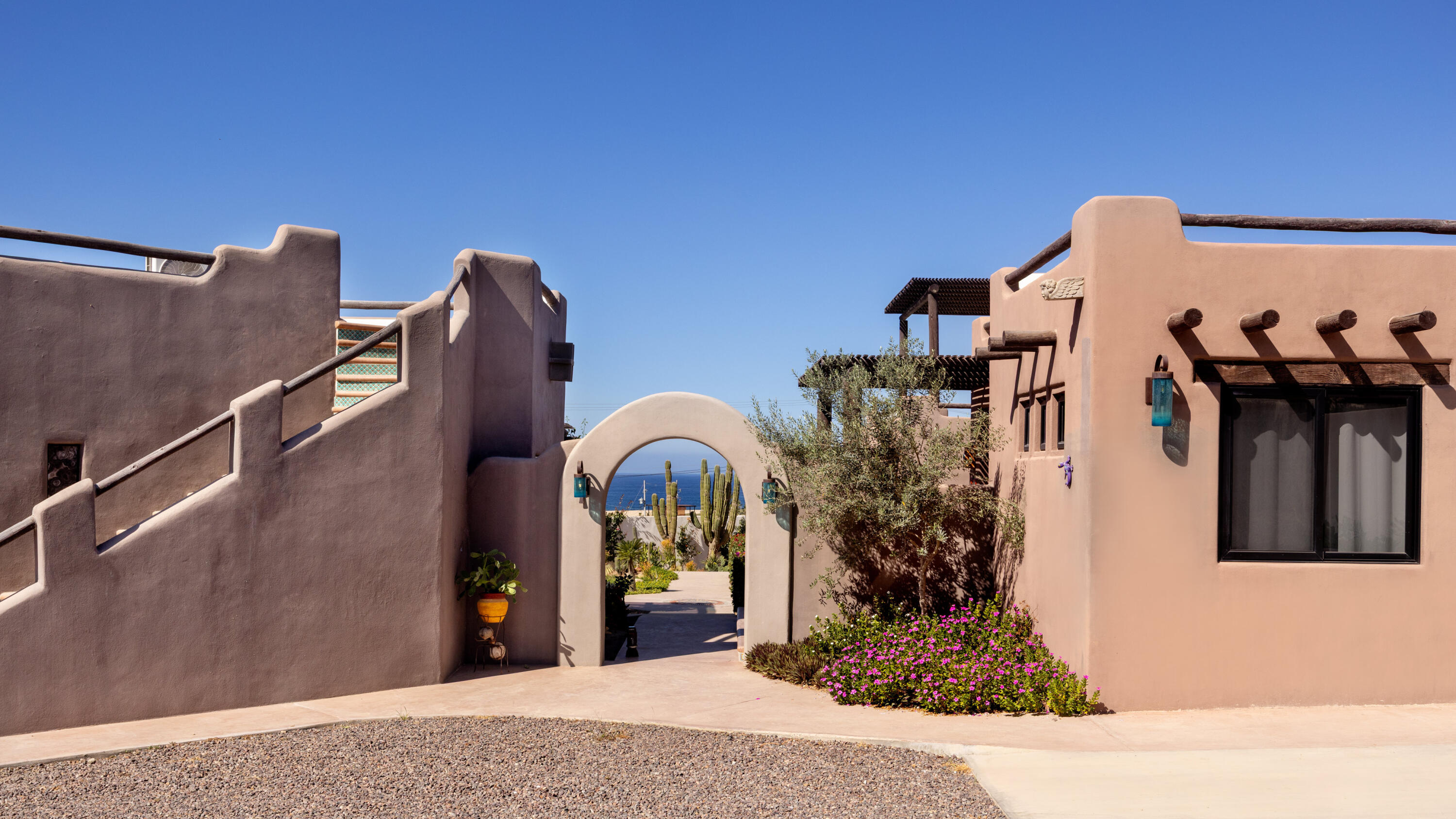 Casa Bohemia, Todos Santos