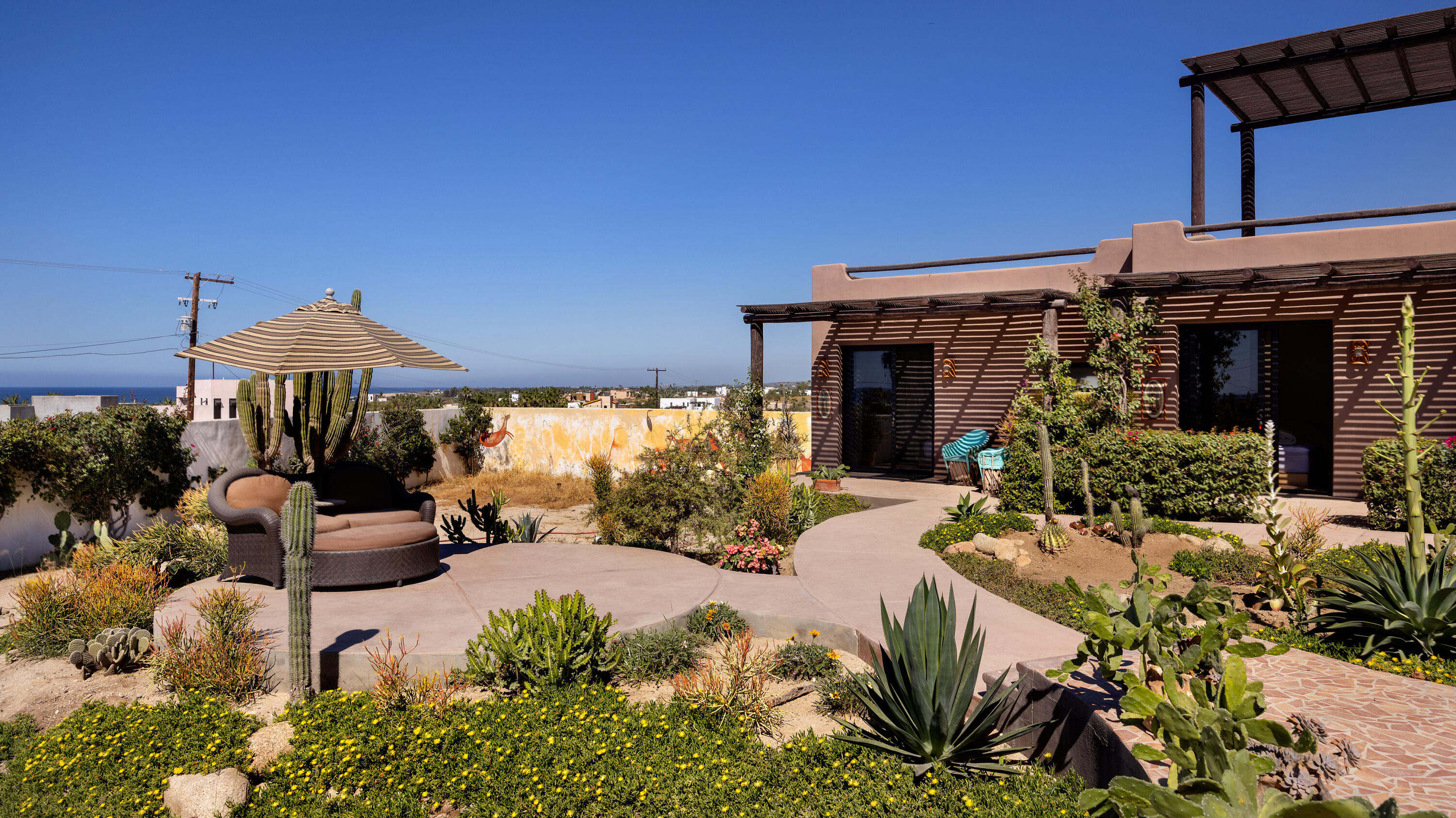 Casa Bohemia, Todos Santos