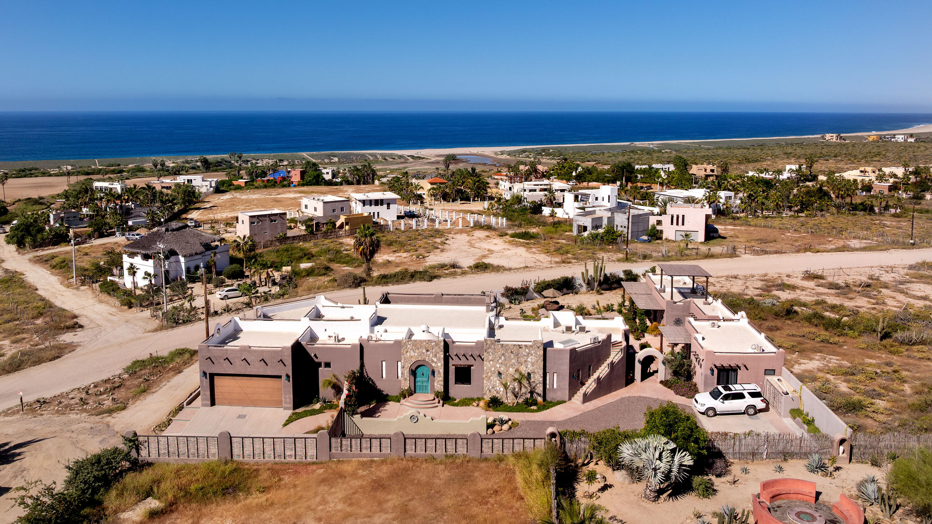 Casa Bohemia, Todos Santos
