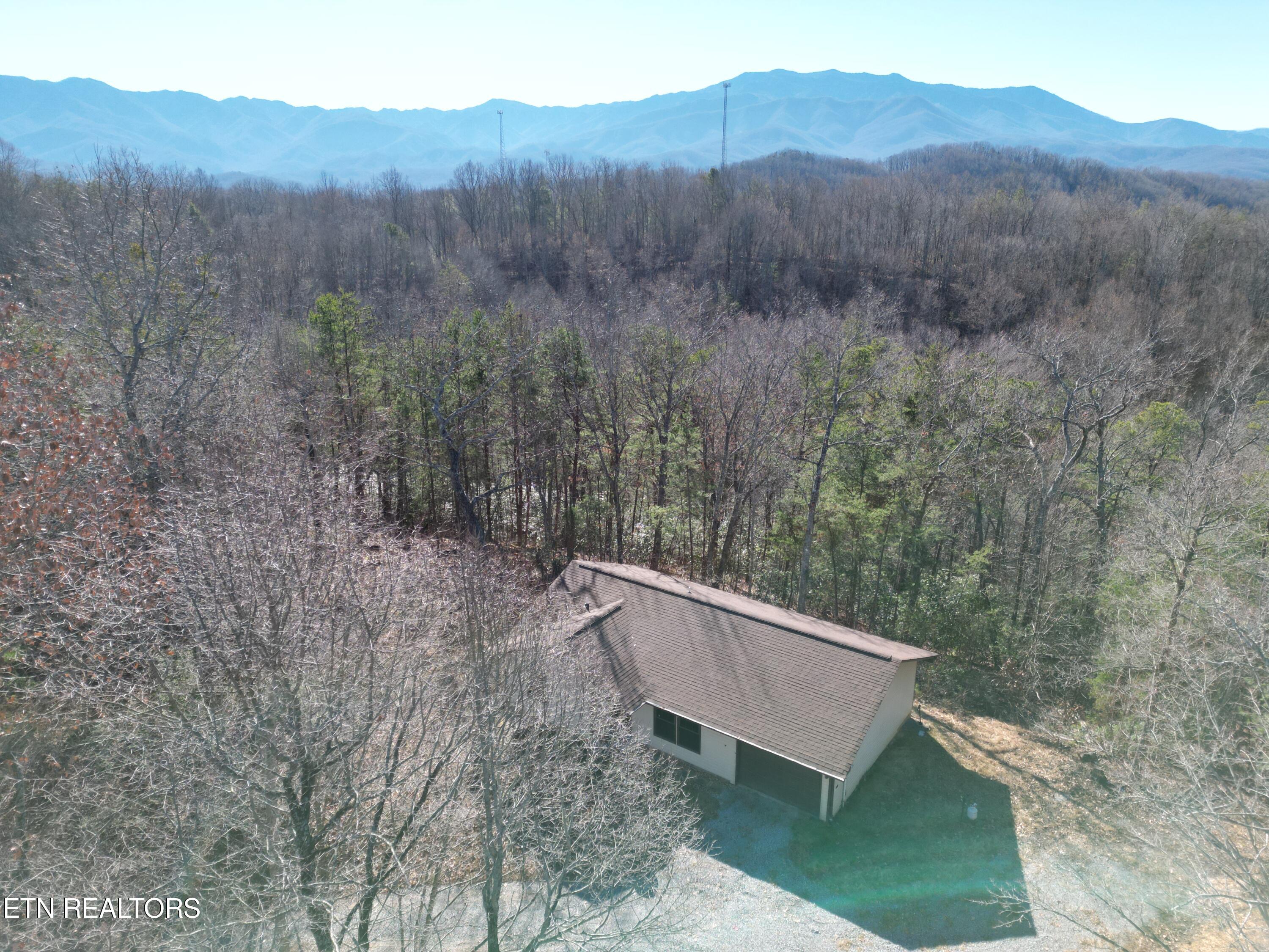 4010 Old Mountain Way