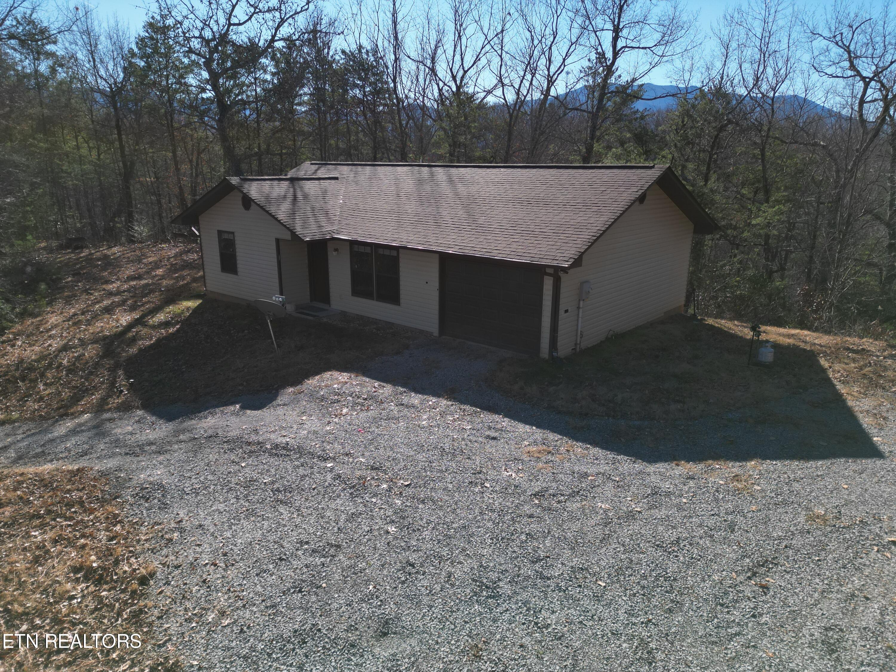 4010 Old Mountain Way