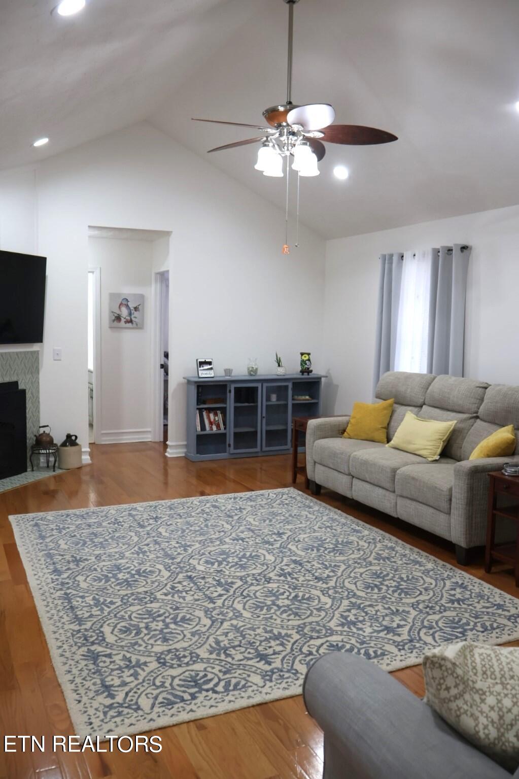 2827 English Hills Drive