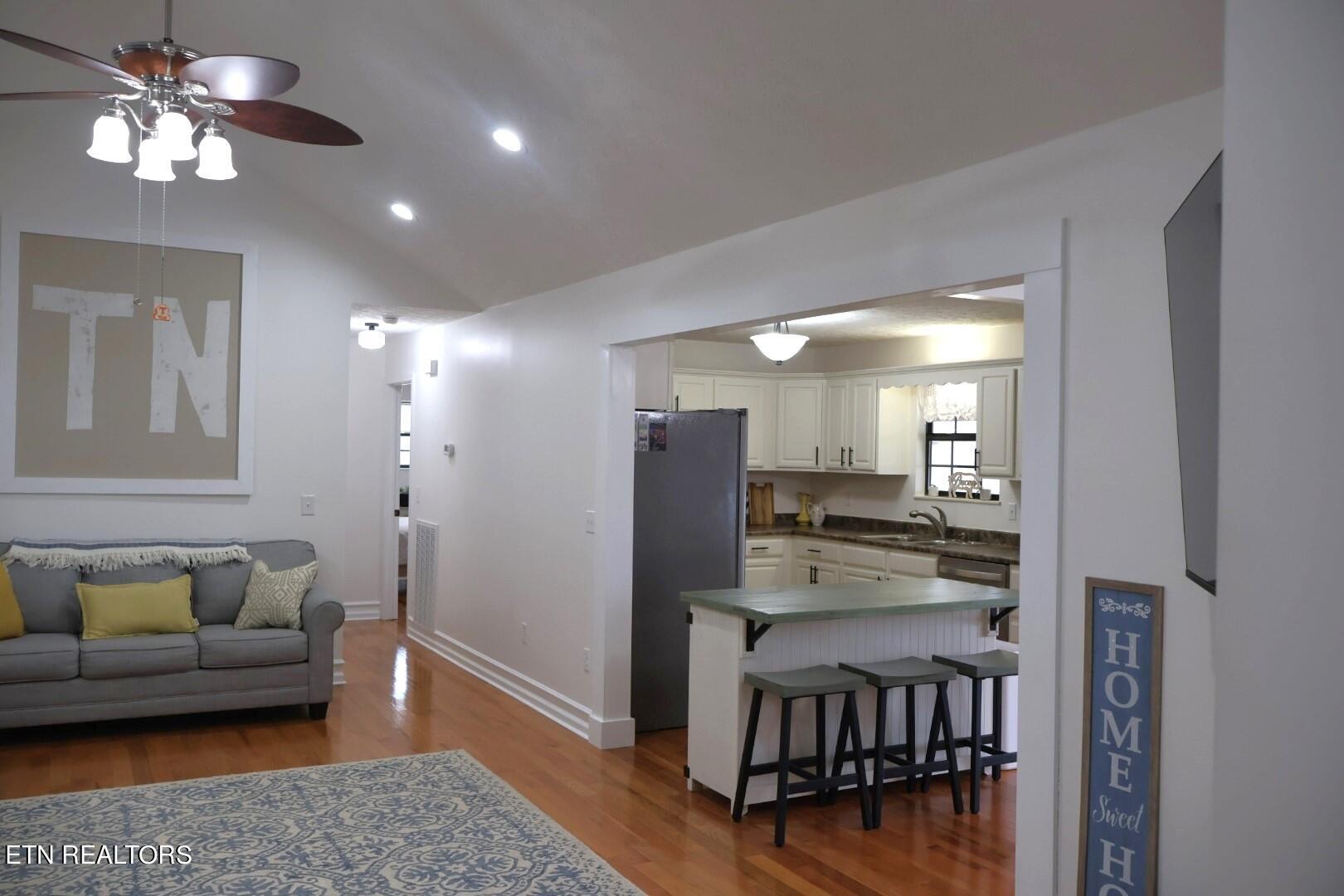 2827 English Hills Drive