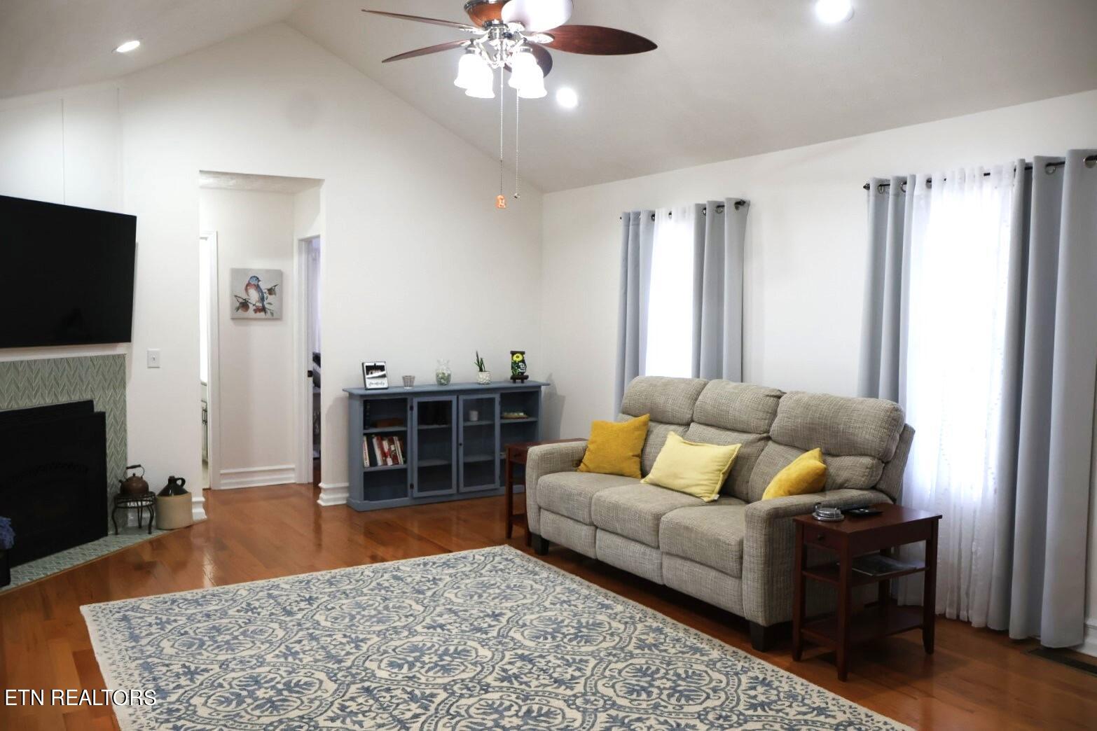 2827 English Hills Drive