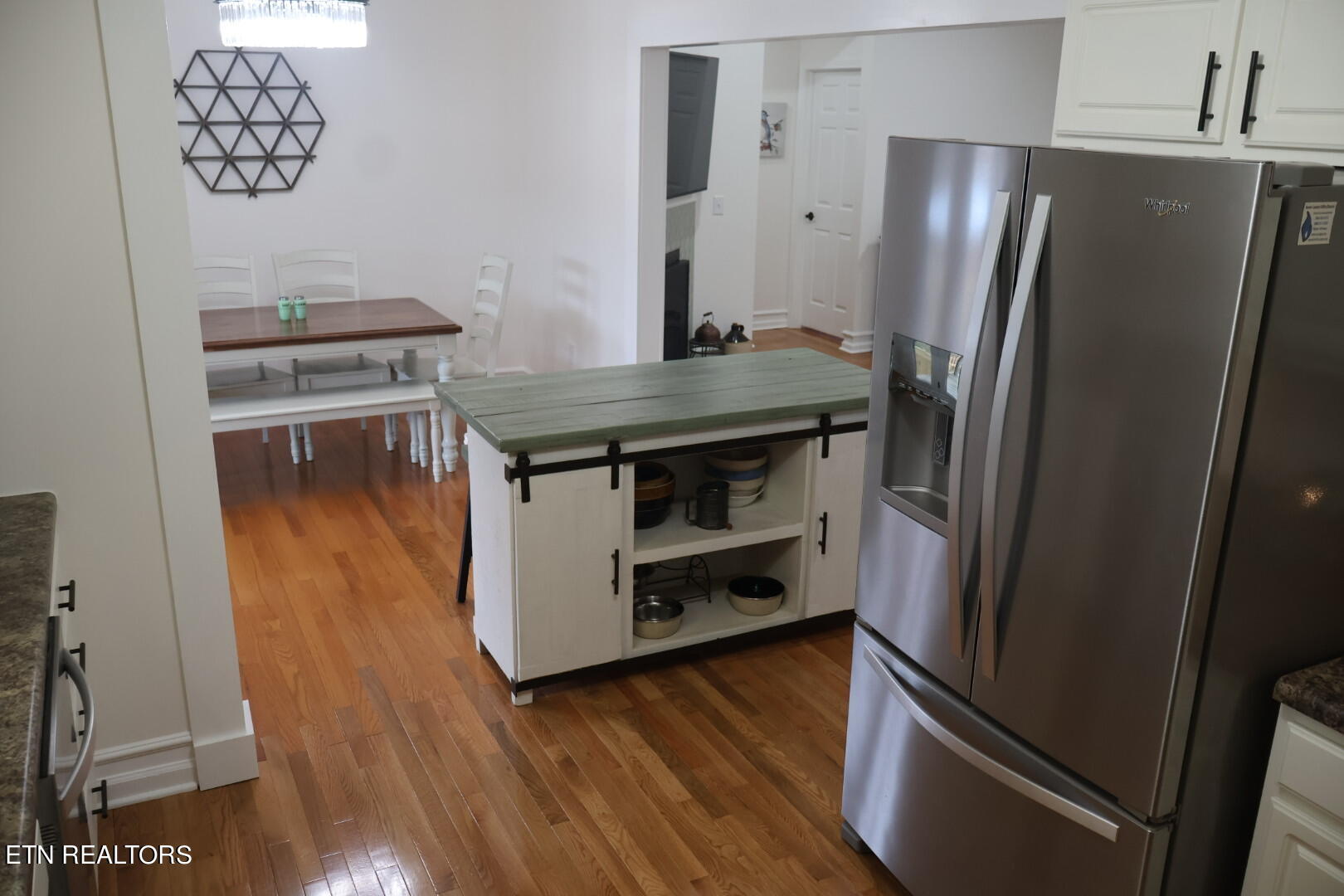 2827 English Hills Drive