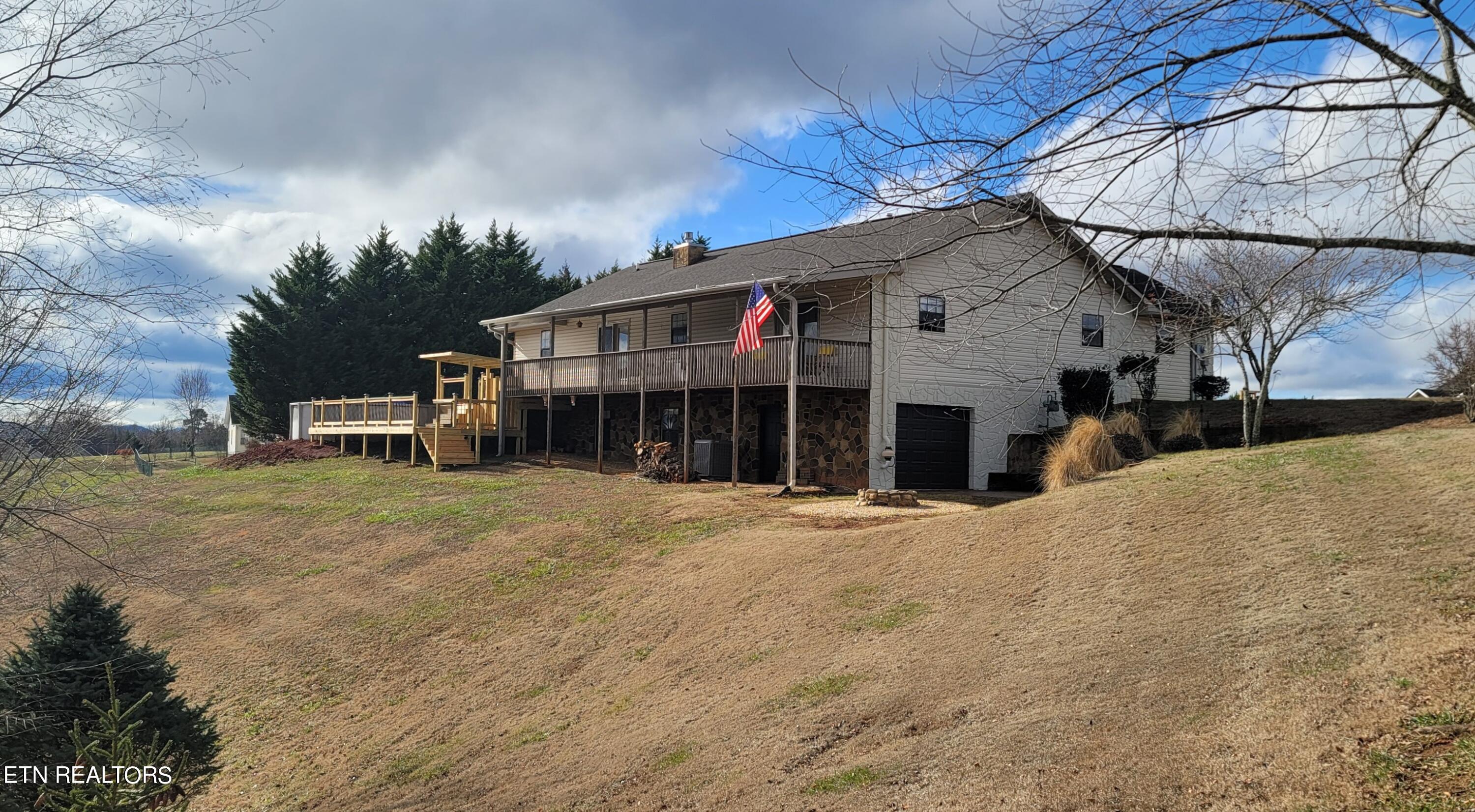 2827 English Hills Drive