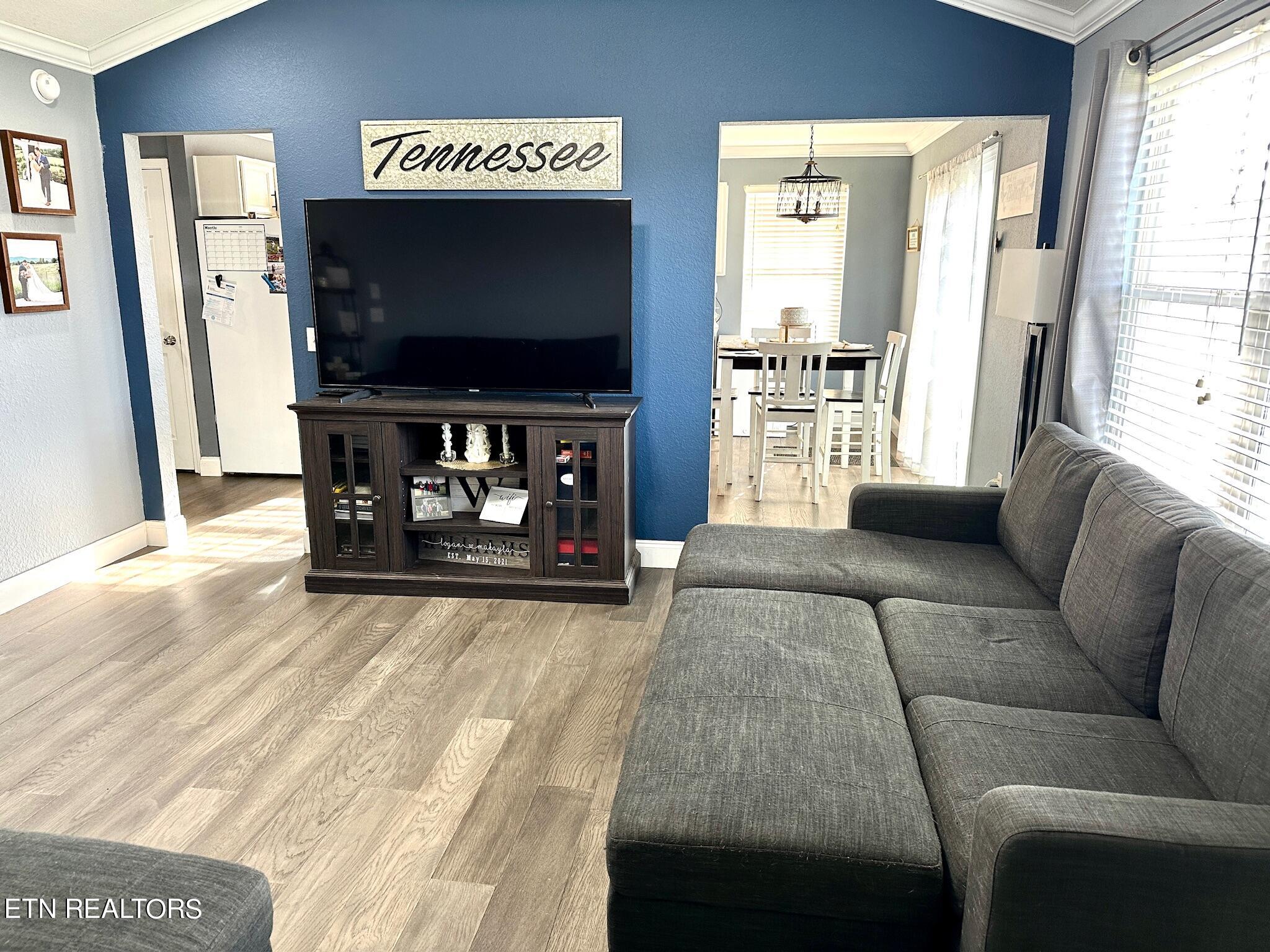 527 Emerts View Circle