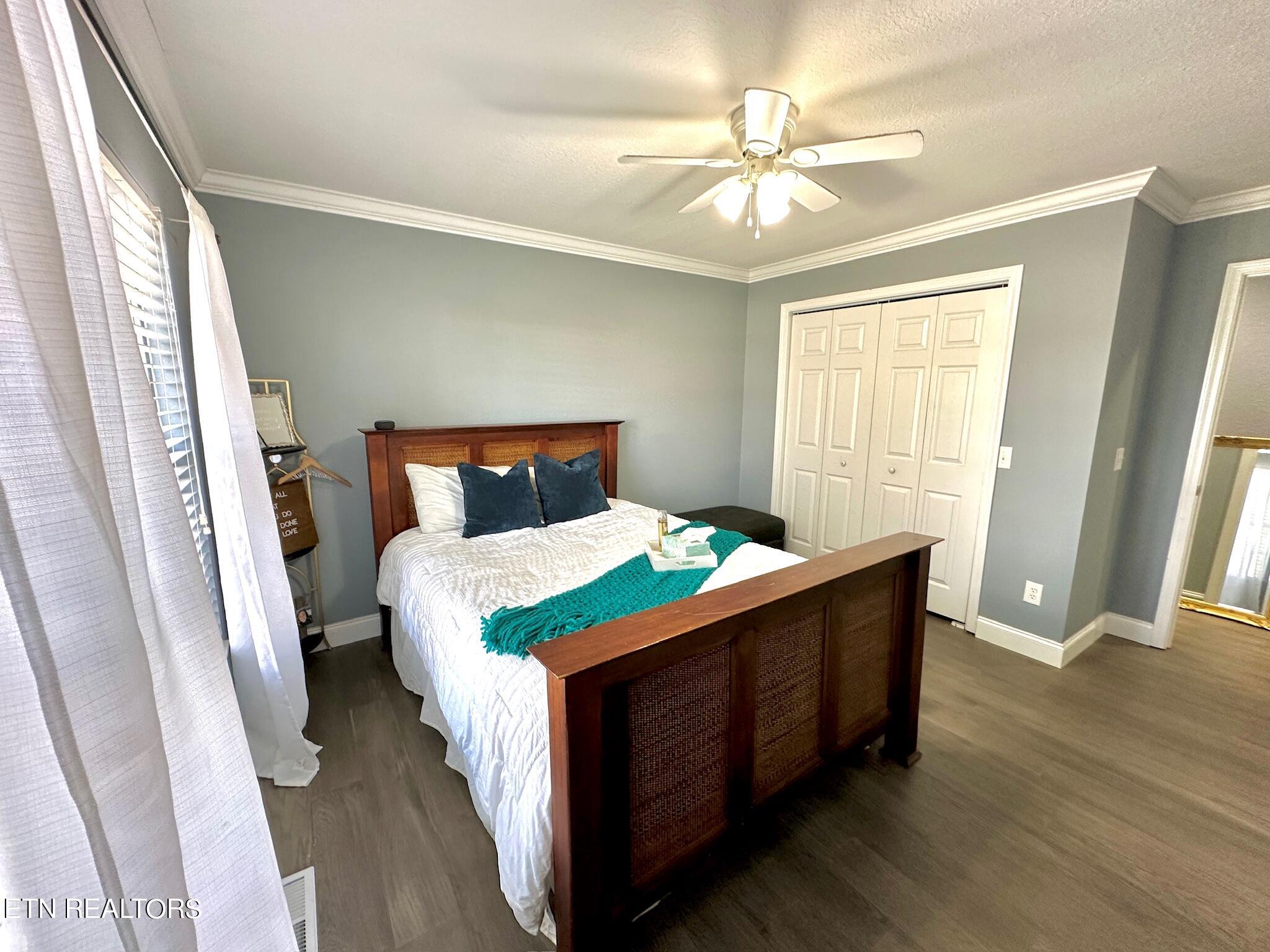 527 Emerts View Circle