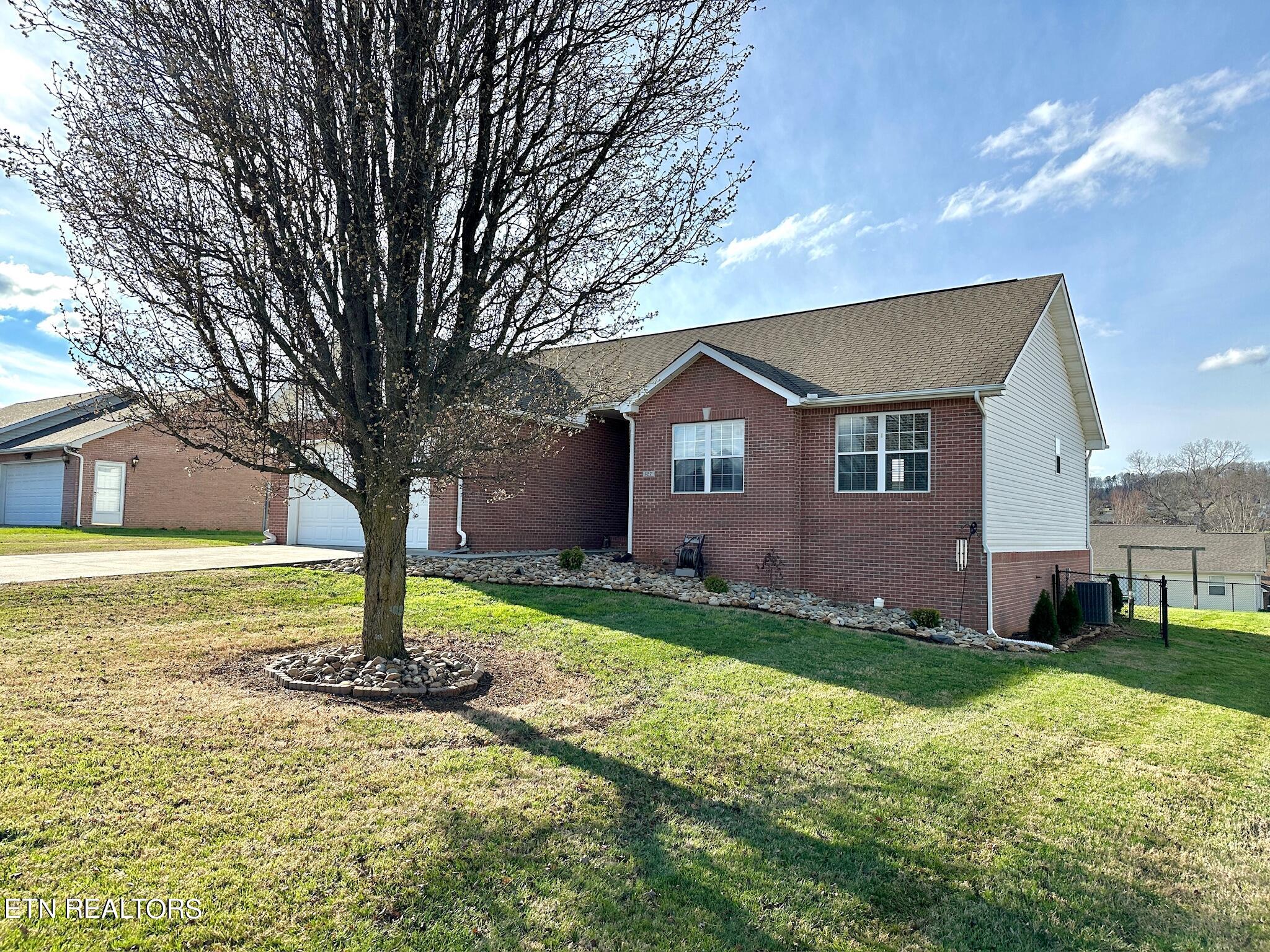 527 Emerts View Circle