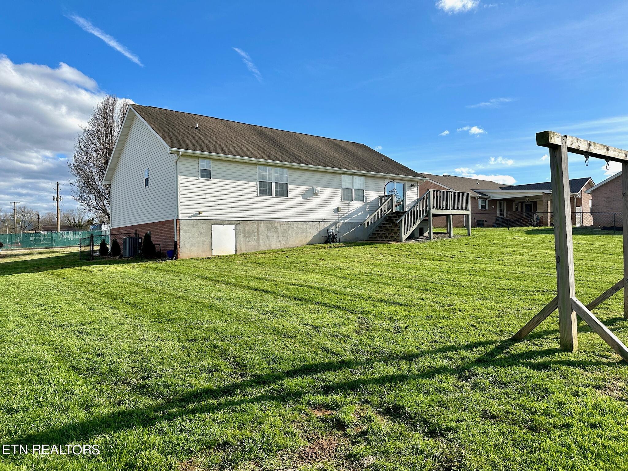 527 Emerts View Circle