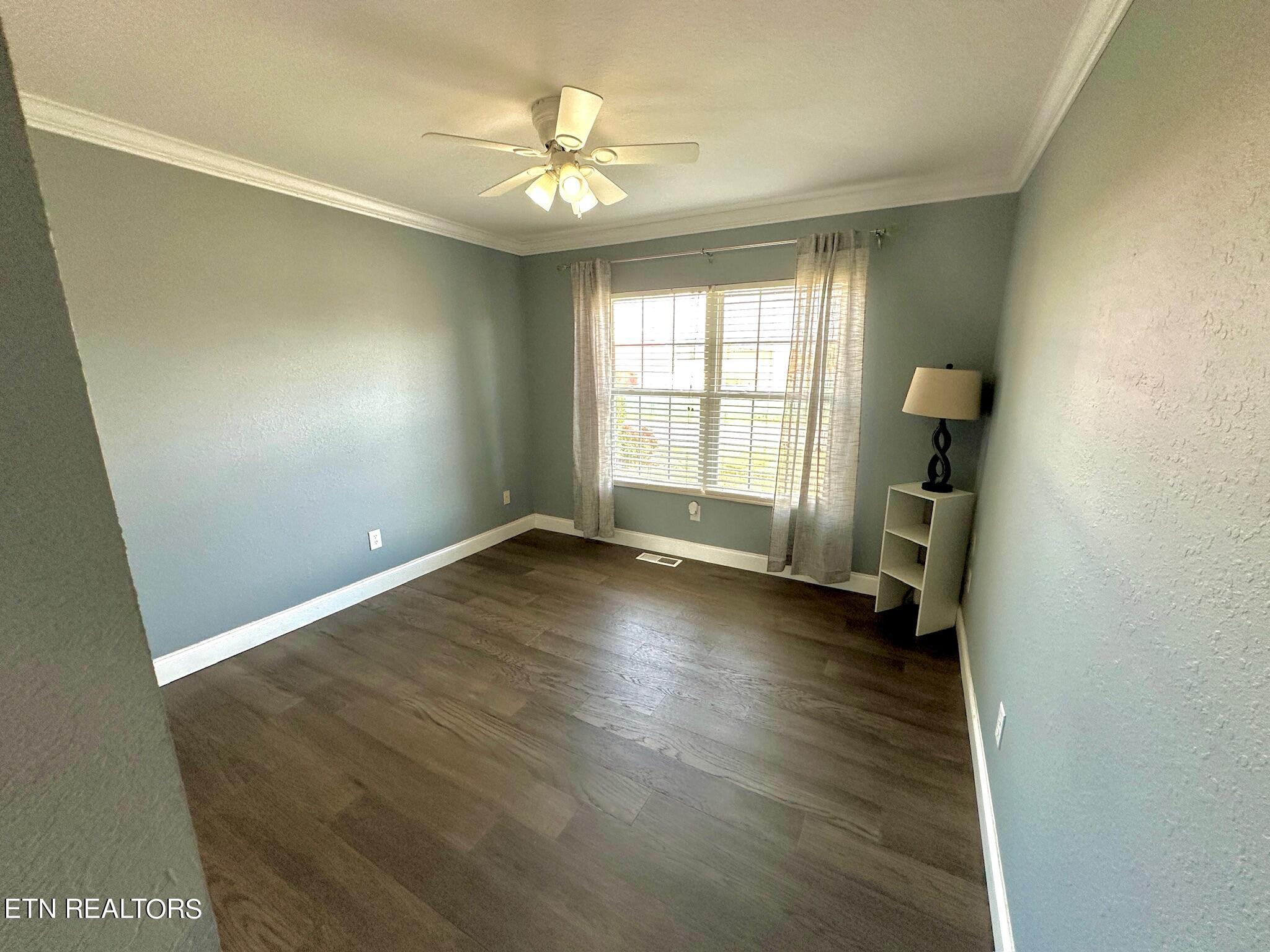 527 Emerts View Circle