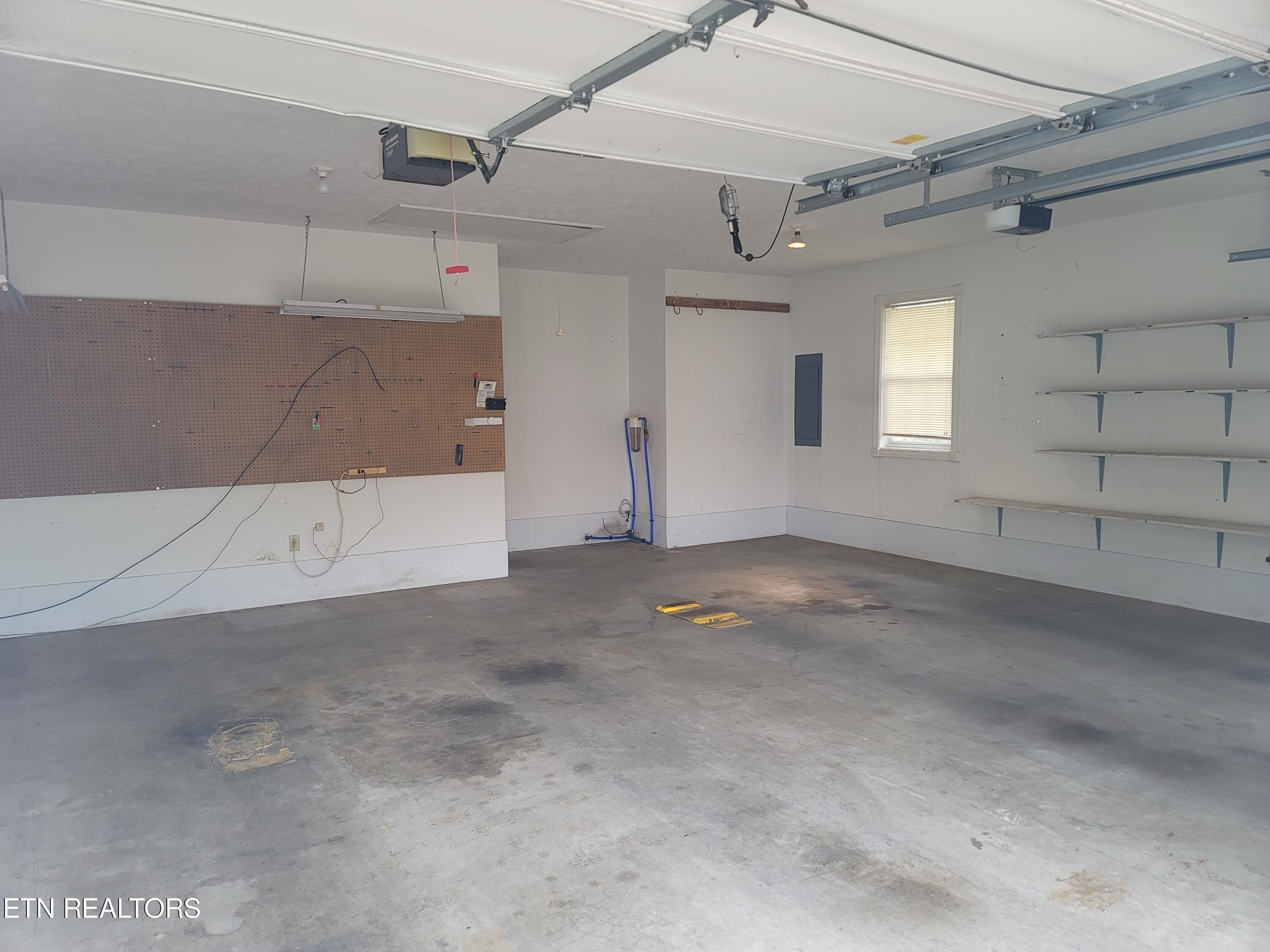 955 Boardly Hills Blvd