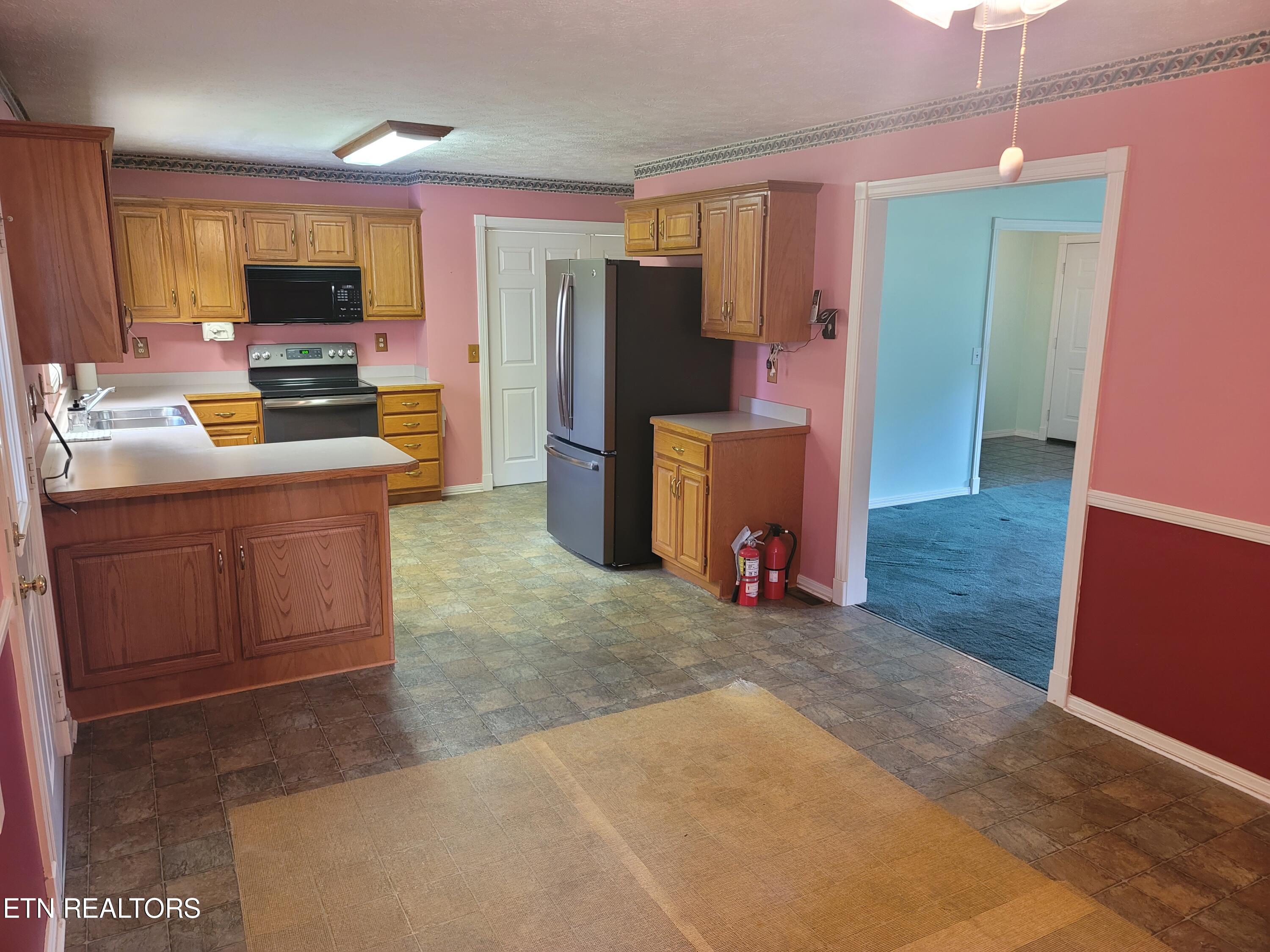 955 Boardly Hills Blvd