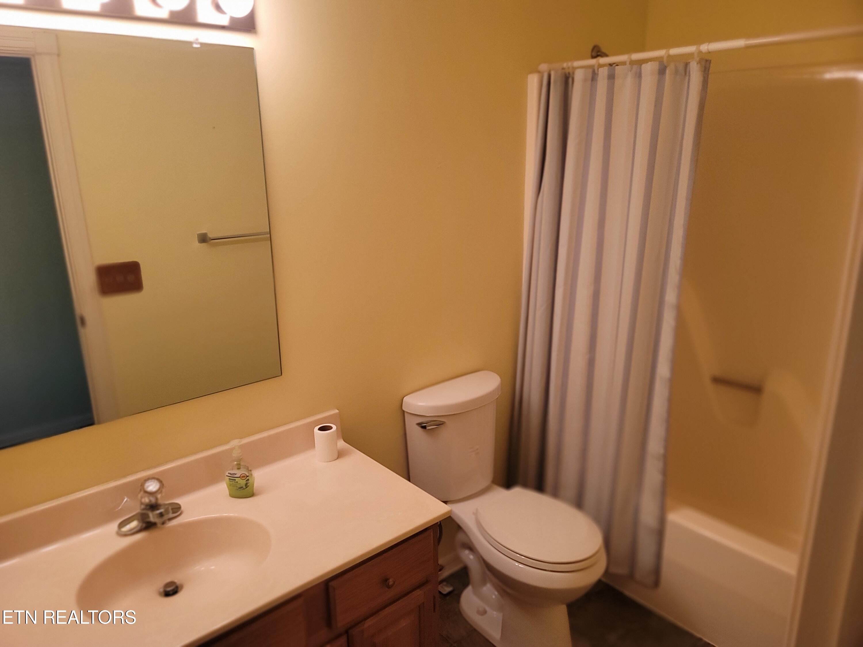 955 Boardly Hills Blvd