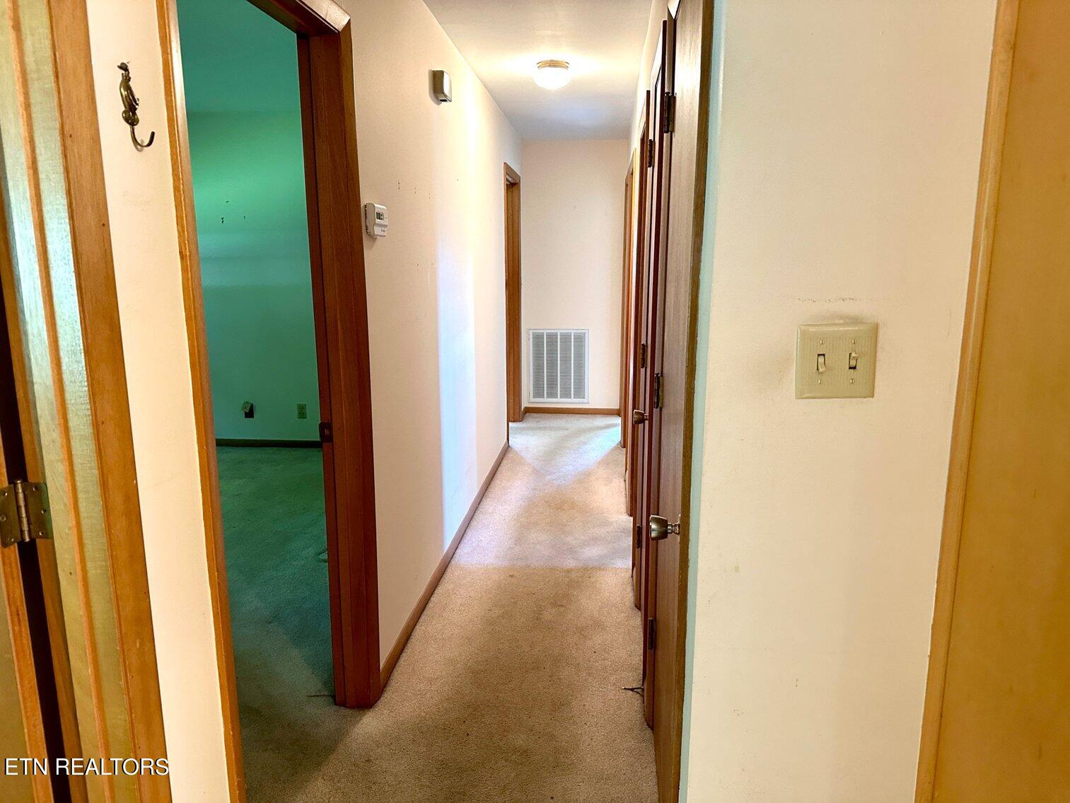 405 Highland View Drive