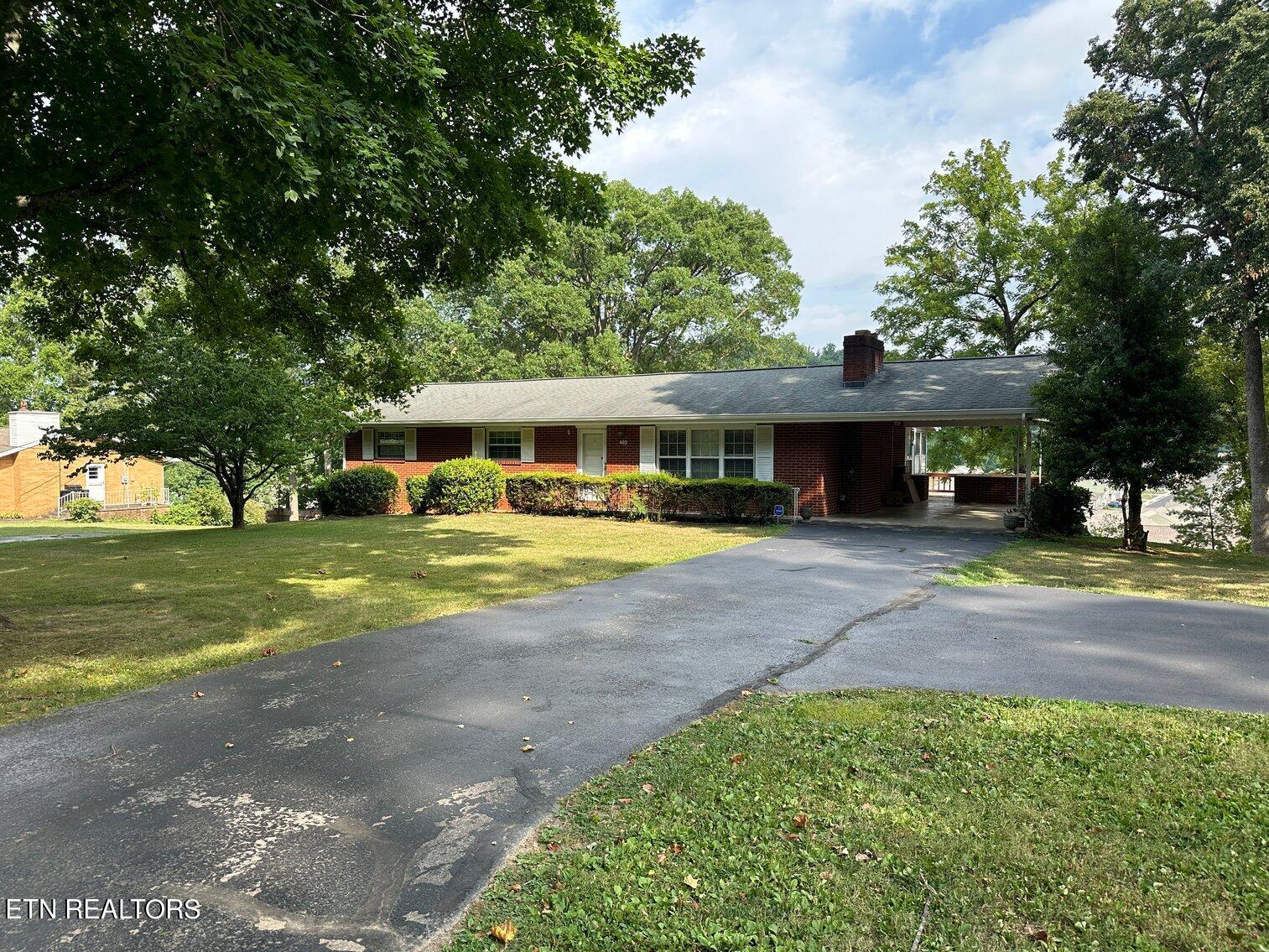 405 Highland View Drive