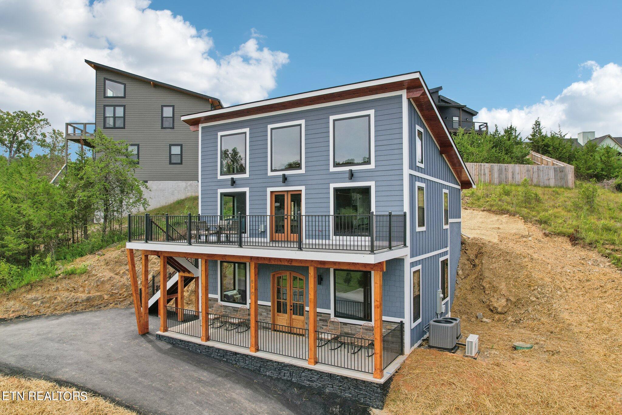 810 Blue Herring Way