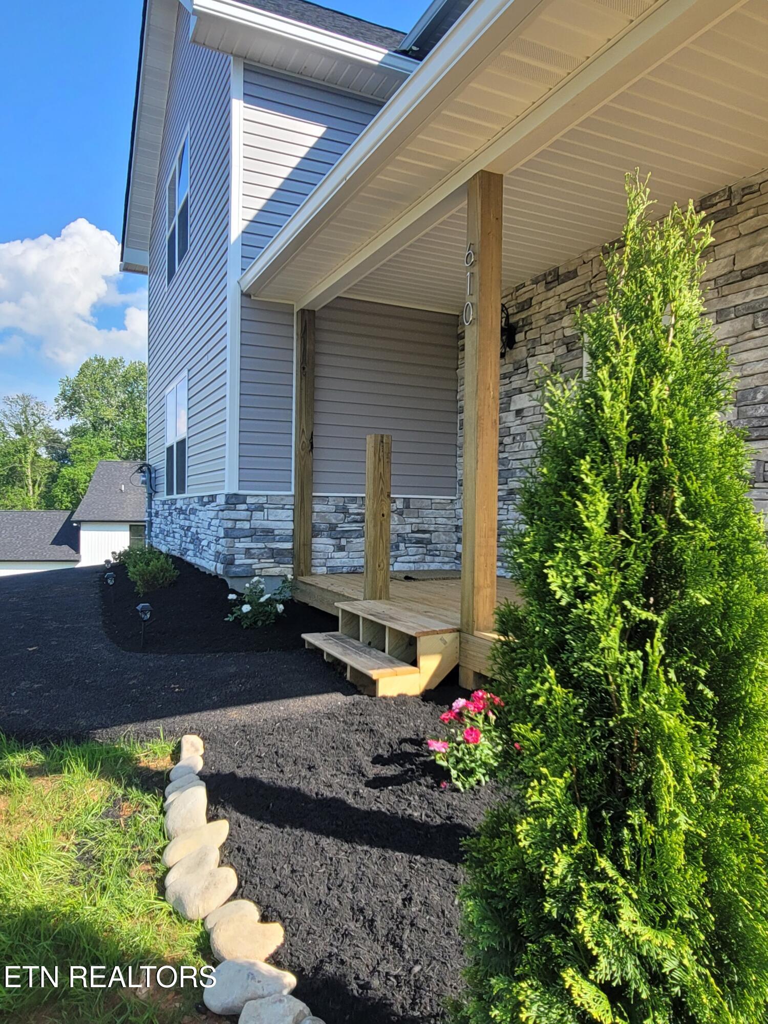 610 Old Tittsworth Springs Rd