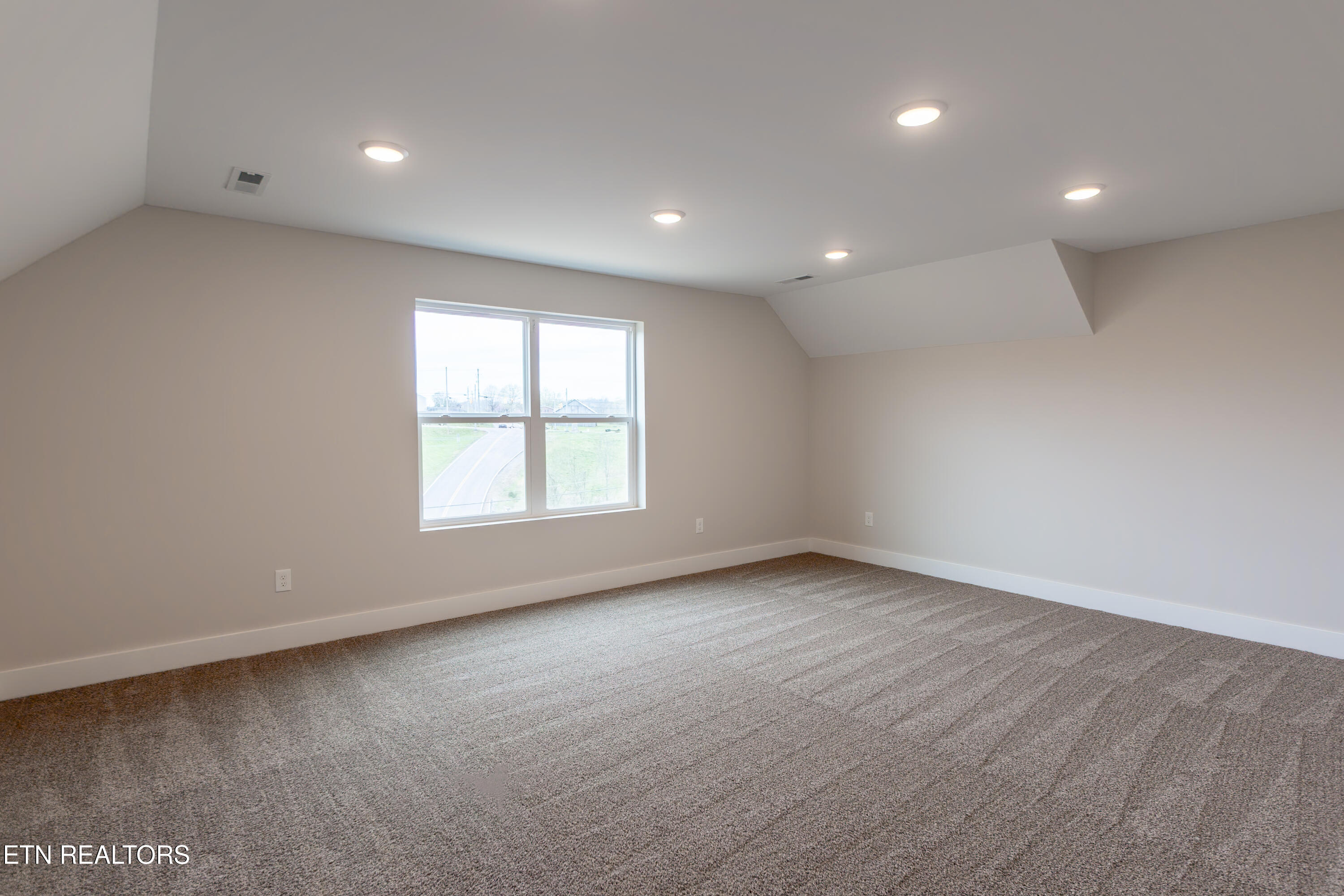 610 Old Tittsworth Springs Rd