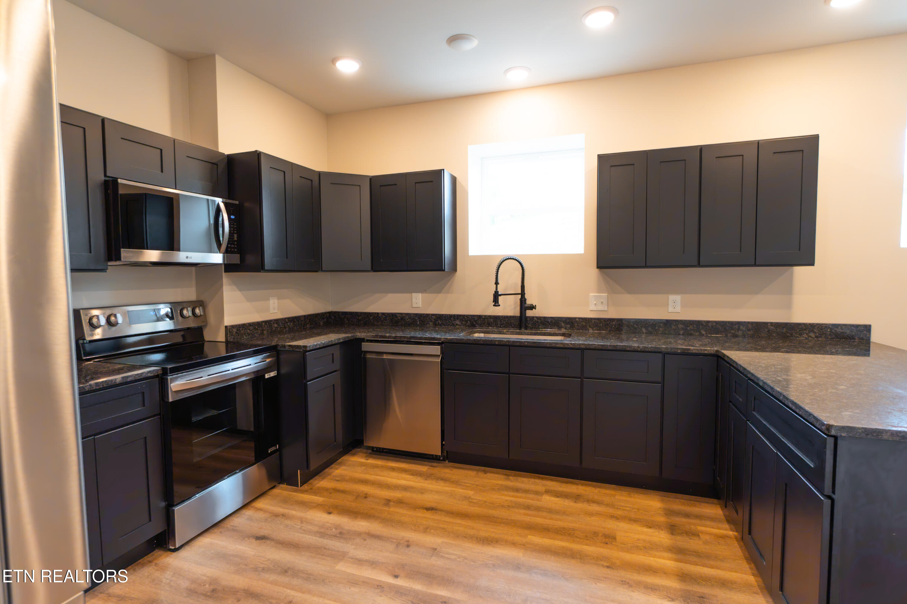 610 Old Tittsworth Springs Rd