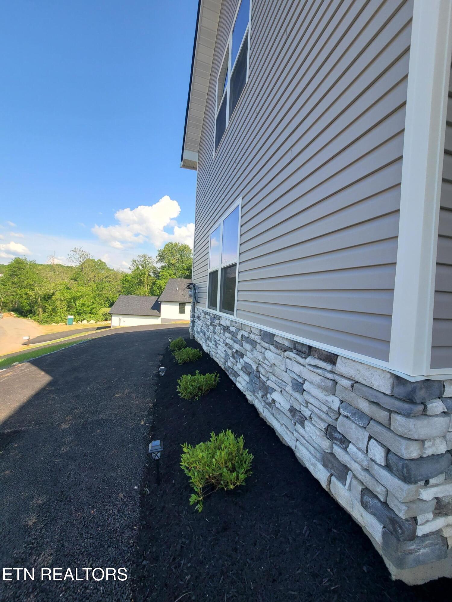 610 Old Tittsworth Springs Rd