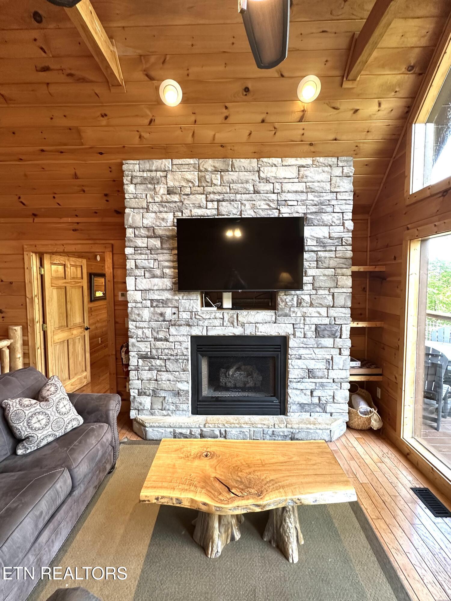 2973 Mockingbird Way