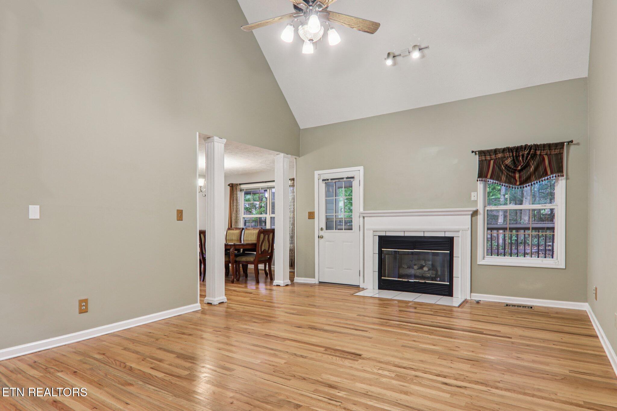 317 Fallen Oak Circle