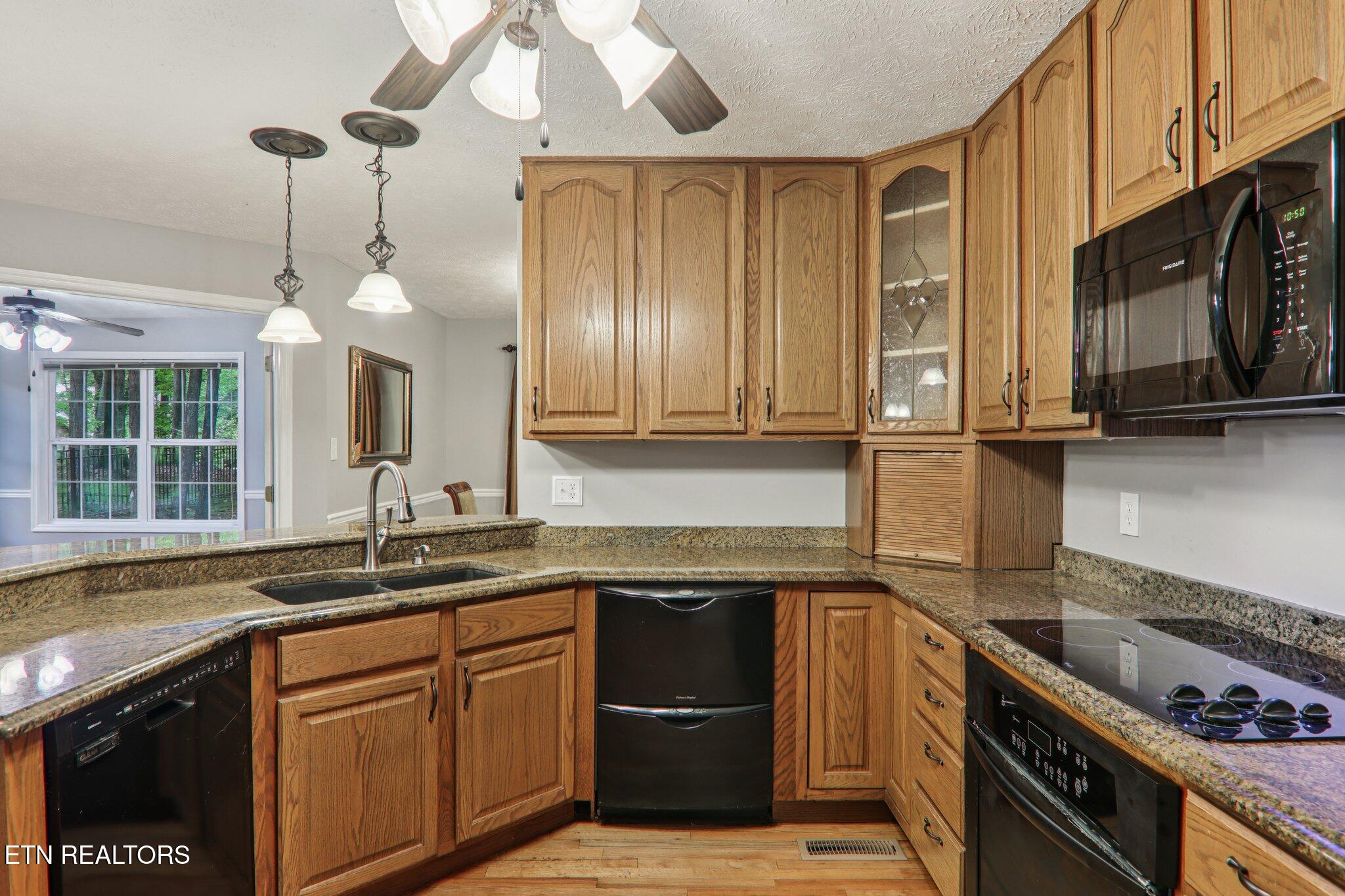 317 Fallen Oak Circle