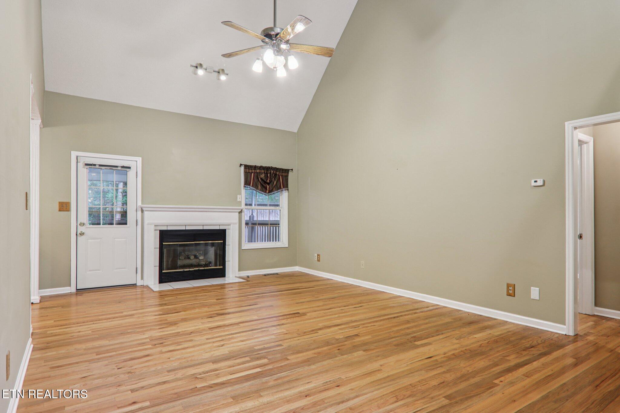 317 Fallen Oak Circle