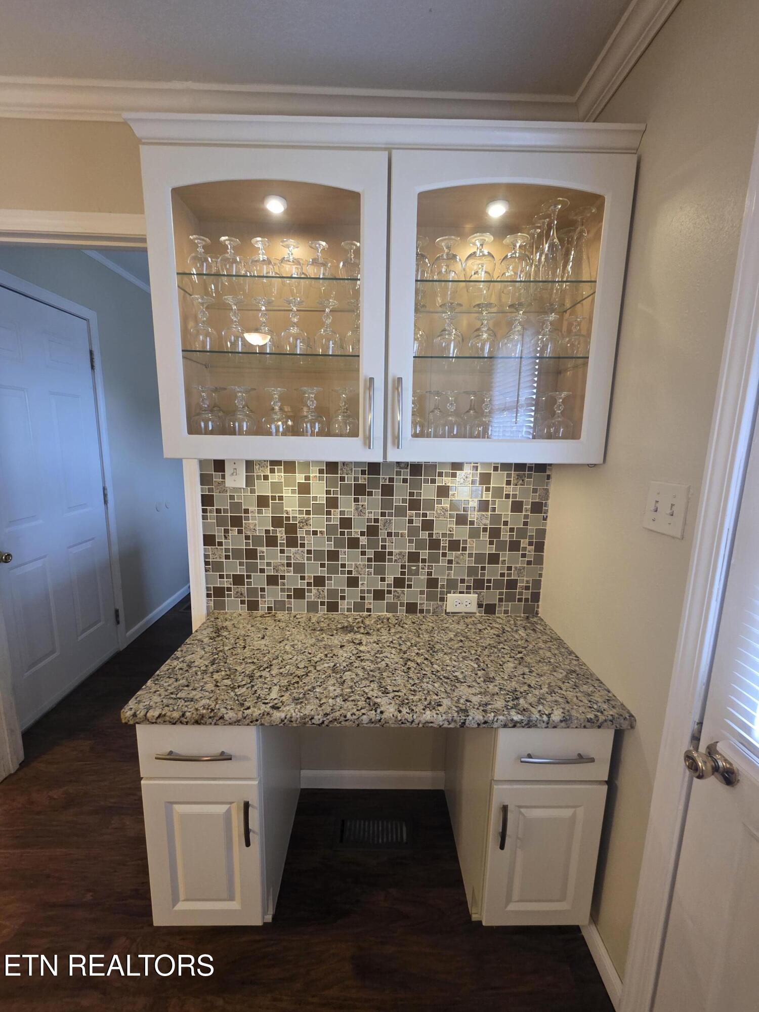 1750 Meadow Ridge Circle