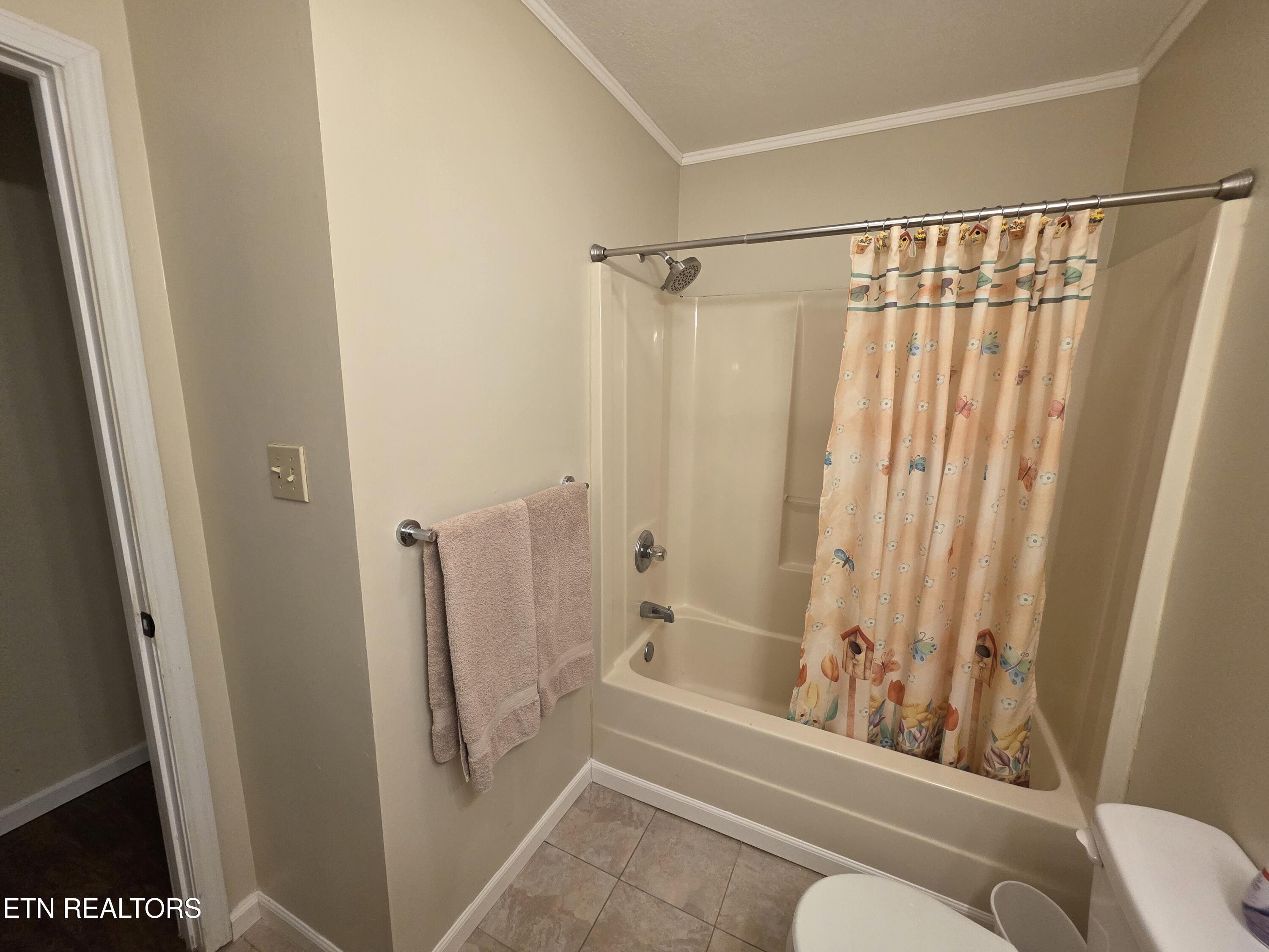 1750 Meadow Ridge Circle