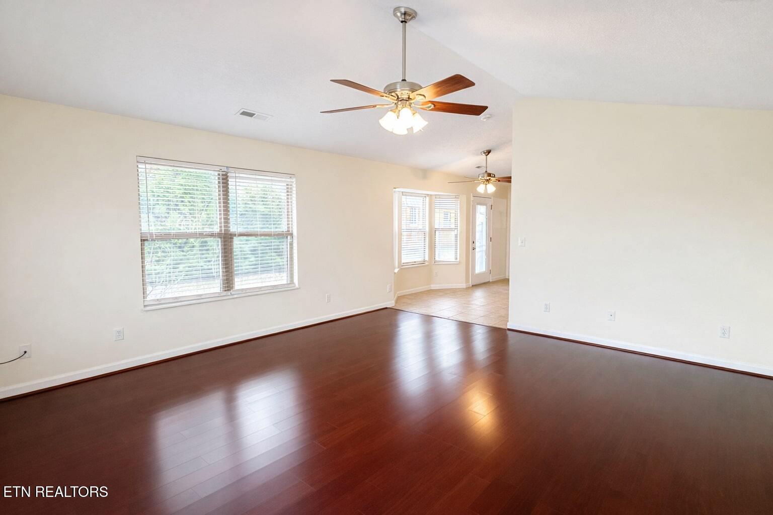 2637 Fisherman St 0028