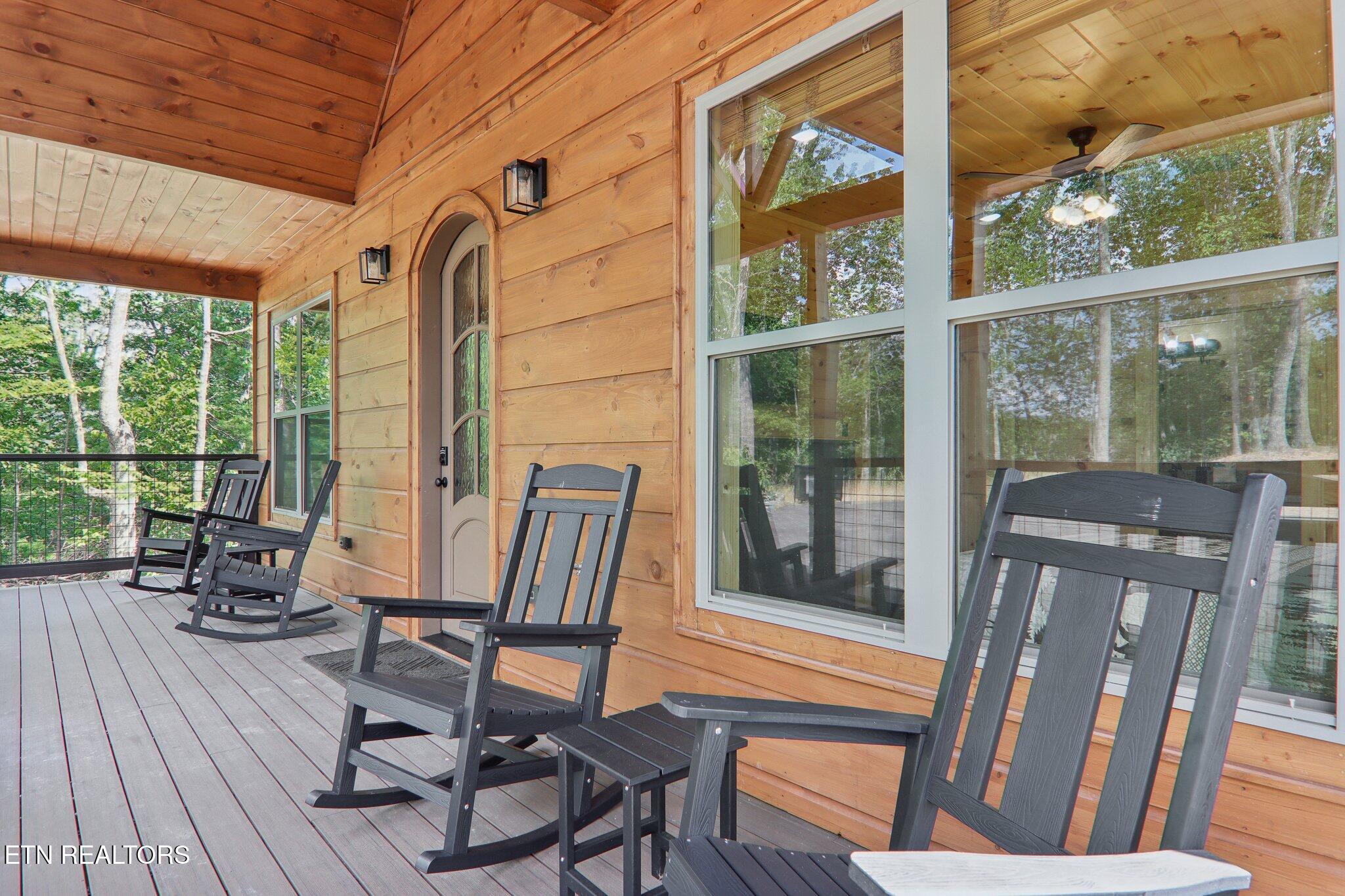 2616 Dogwood Loop Drive