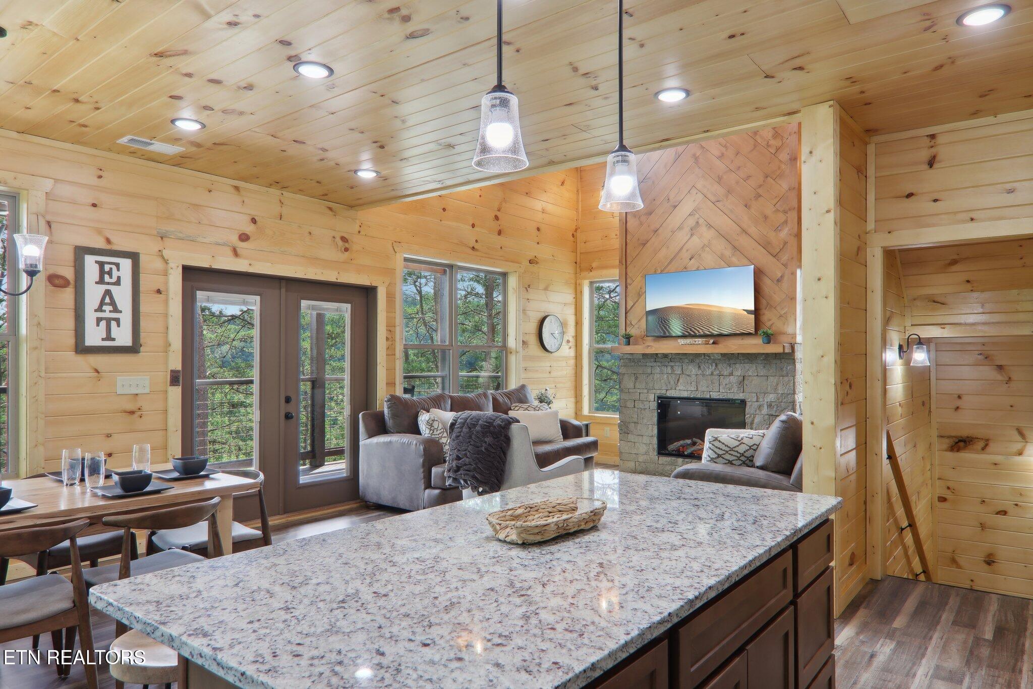 2616 Dogwood Loop Drive