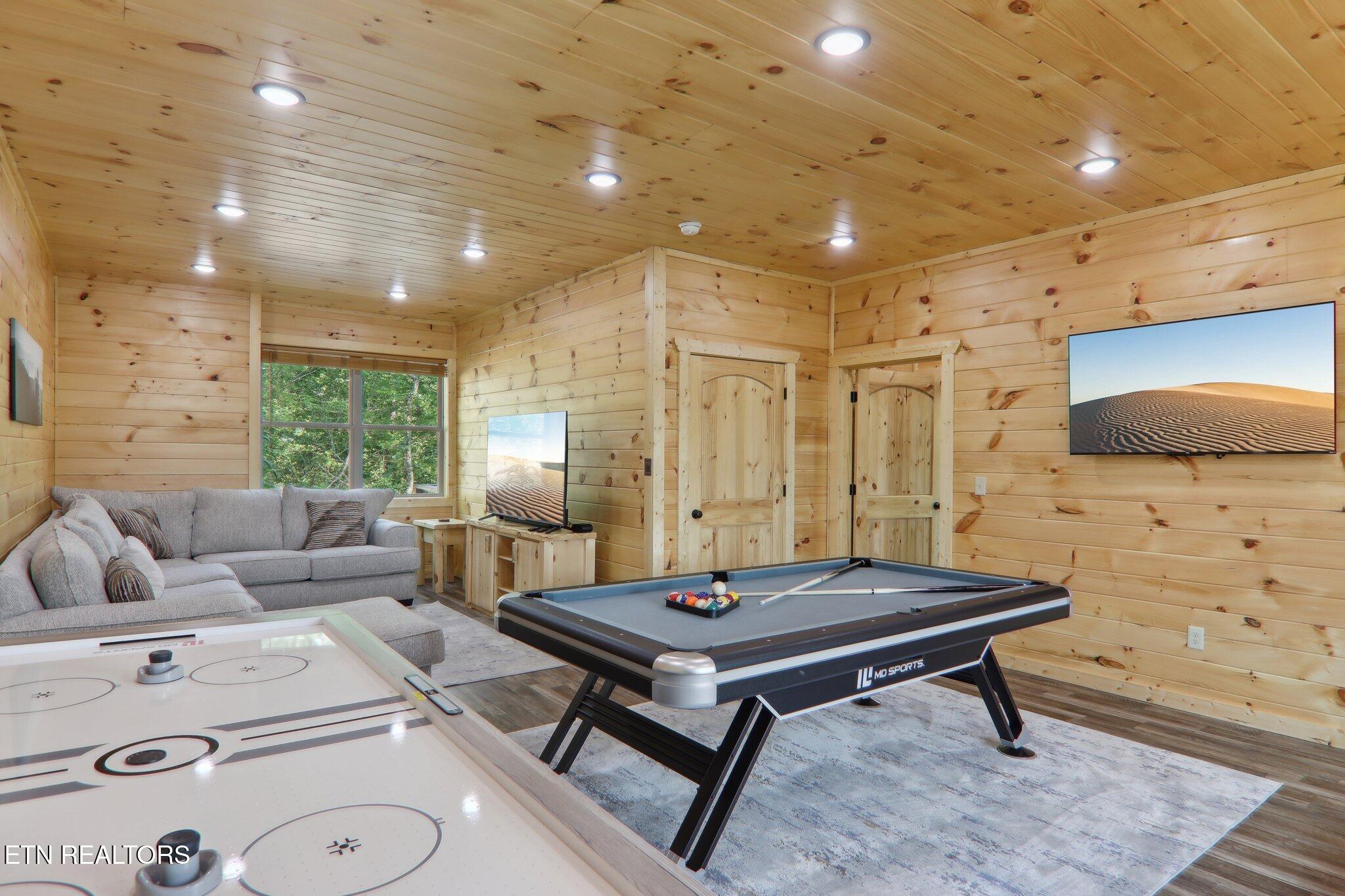 2616 Dogwood Loop Drive